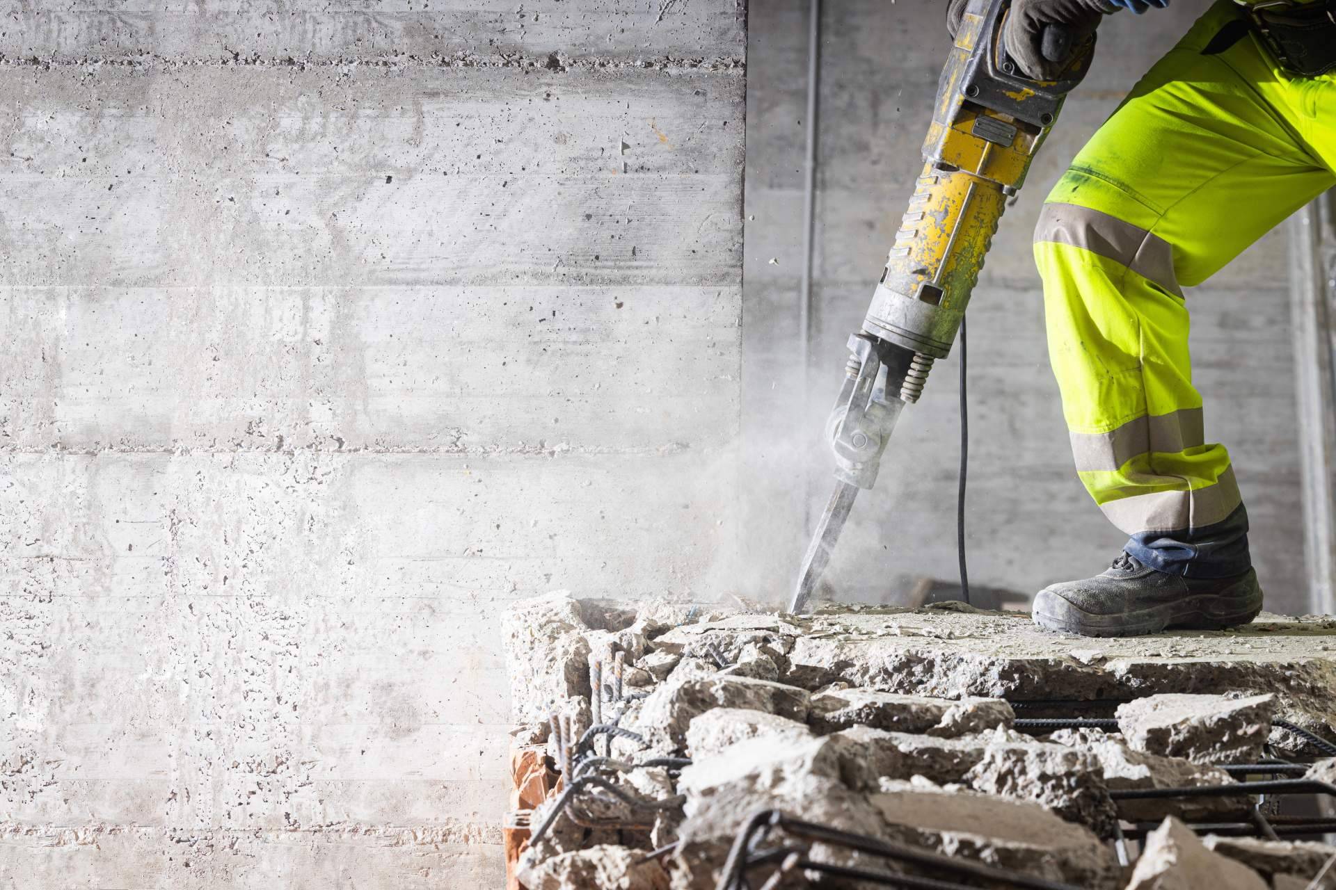 Equipzilla ofrece un catálogo de más de 500 alquiladores para más de 300 categorías de productos de maquinaria construcción