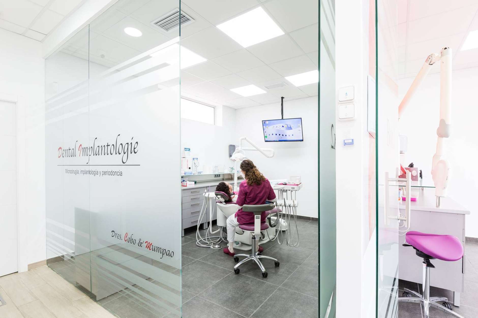 Dental Implantologie dispone de un equipo de profesionales expertos en odontopediatría
