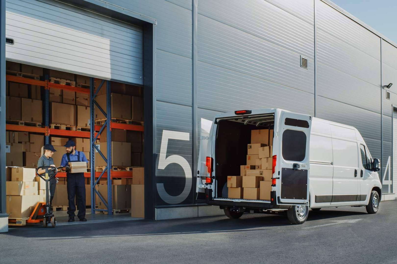 Optimización de rutas, la clave para reducir costes y mejorar la eficiencia en las entregas de e-commerce con Delego