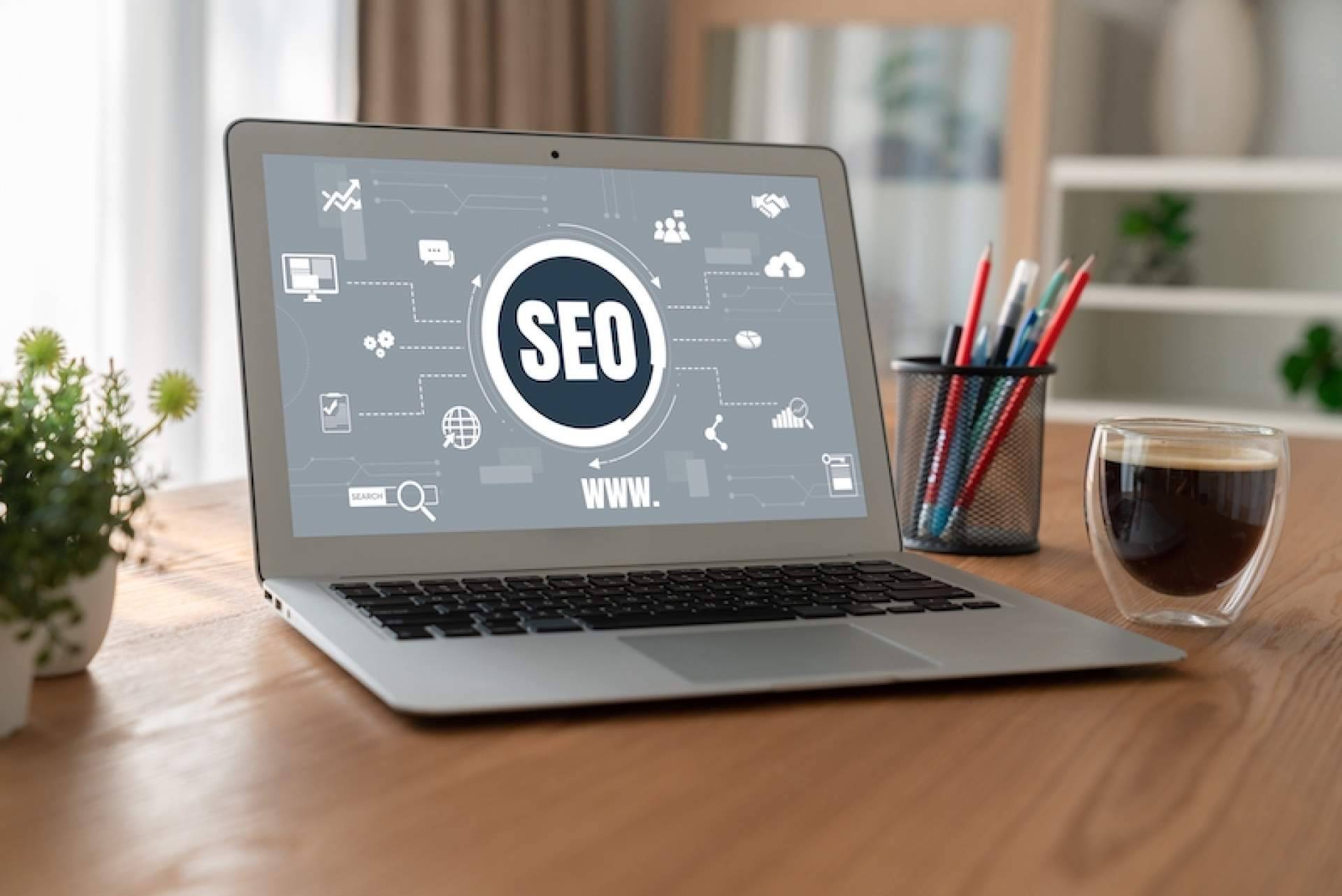 ¿Dónde encontrar especialistas en posicionamiento SEO? Queenpc
