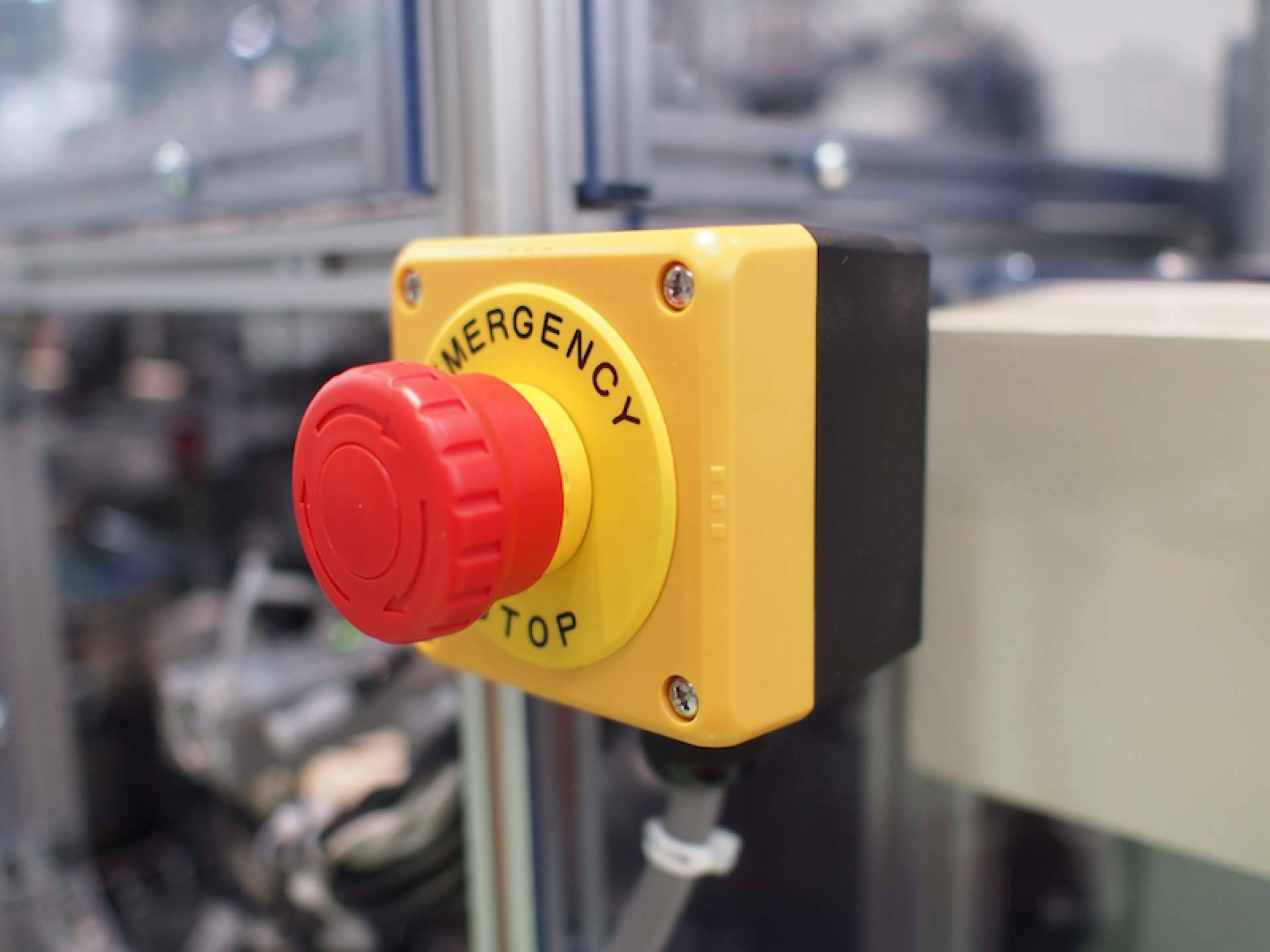 Innovación en seguridad; Recubik lanza el Botón de Pánico de cartelería digital para empresas