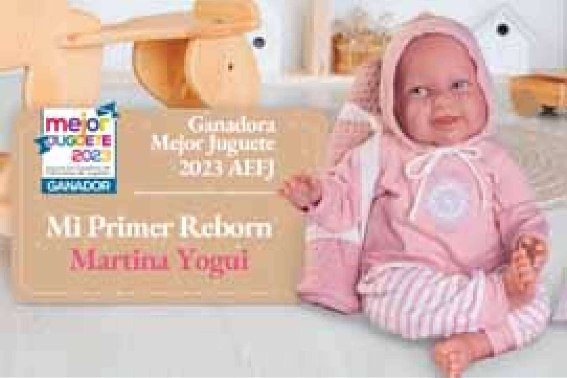 Una empresa de diseño, fabricación y distribución de muñecas de juguete es Muñecas Antonio Juan