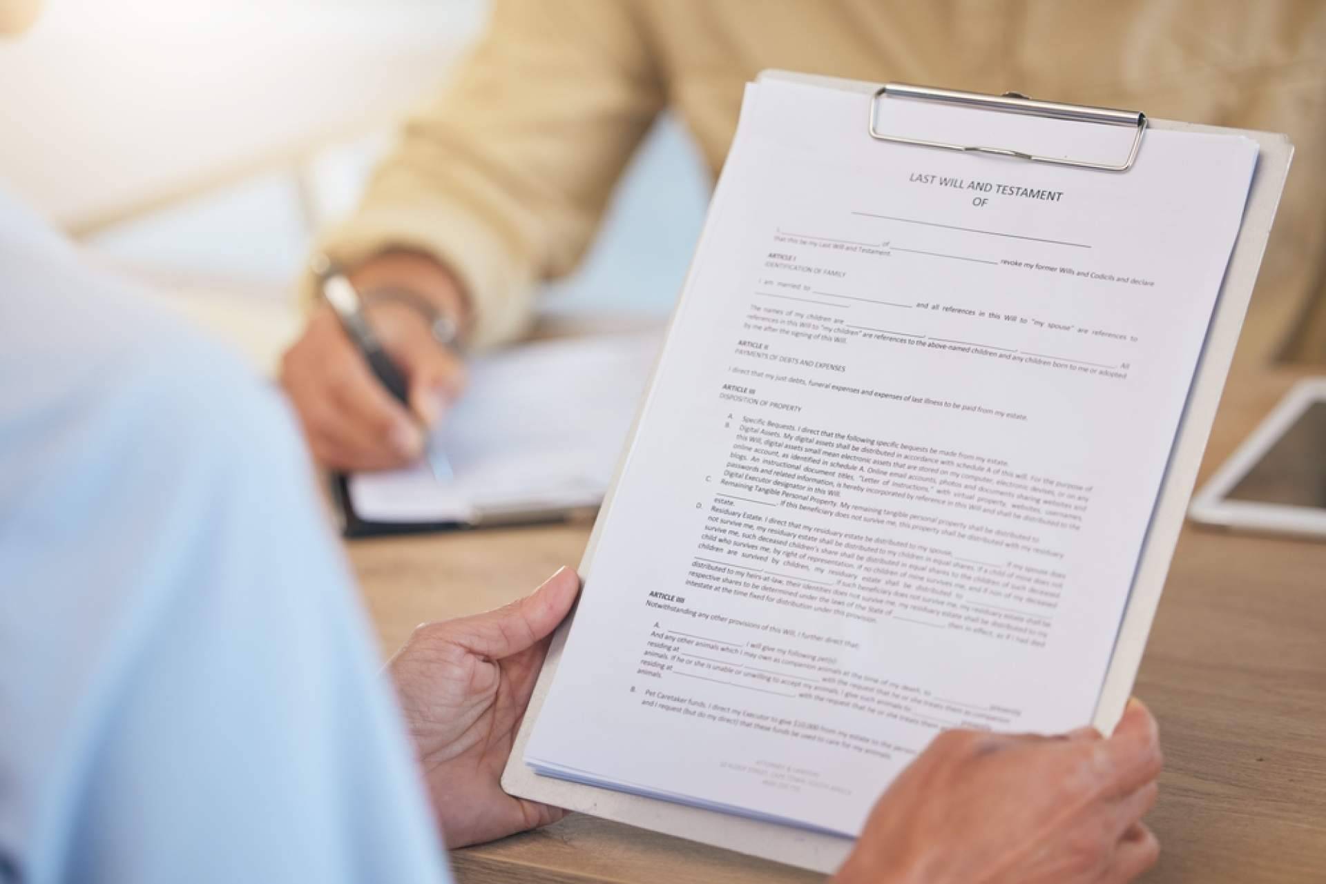 Incluir a toda la familia en el mismo seguro de decesos de la mano de Seguros Academy