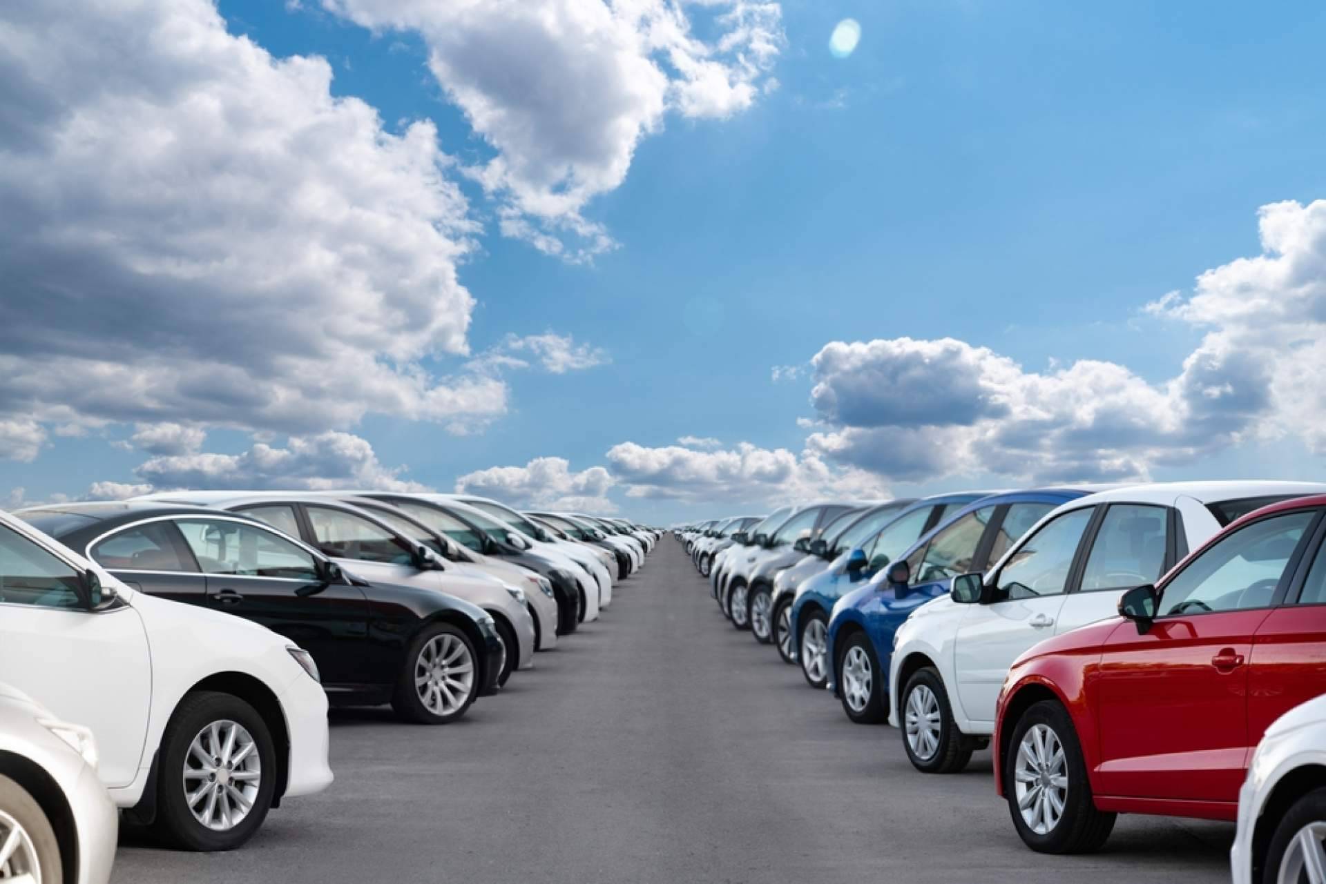 Amplio catálogo de coches para alquilar en Coche Renting