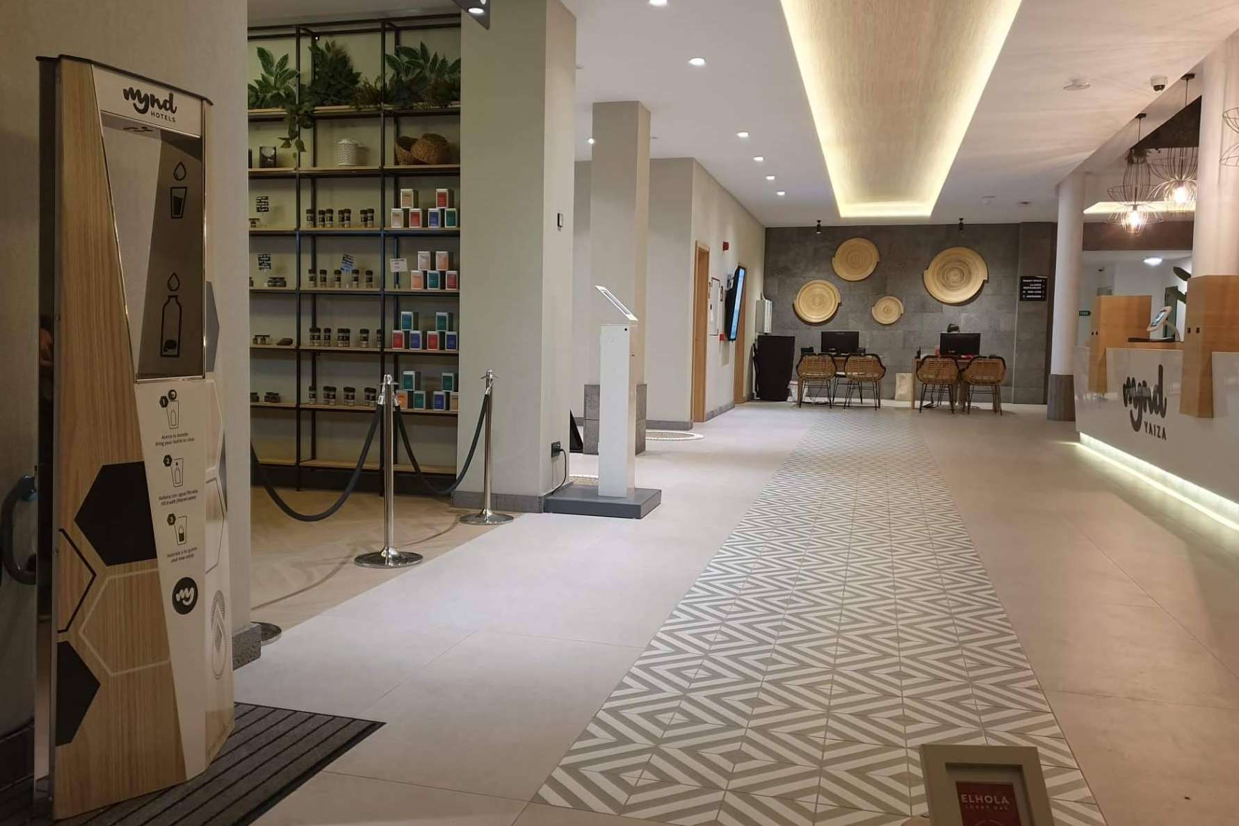 Ahorro económico; los beneficios de implementar un dispensador de agua Jibu H2O en oficinas y otros espacios