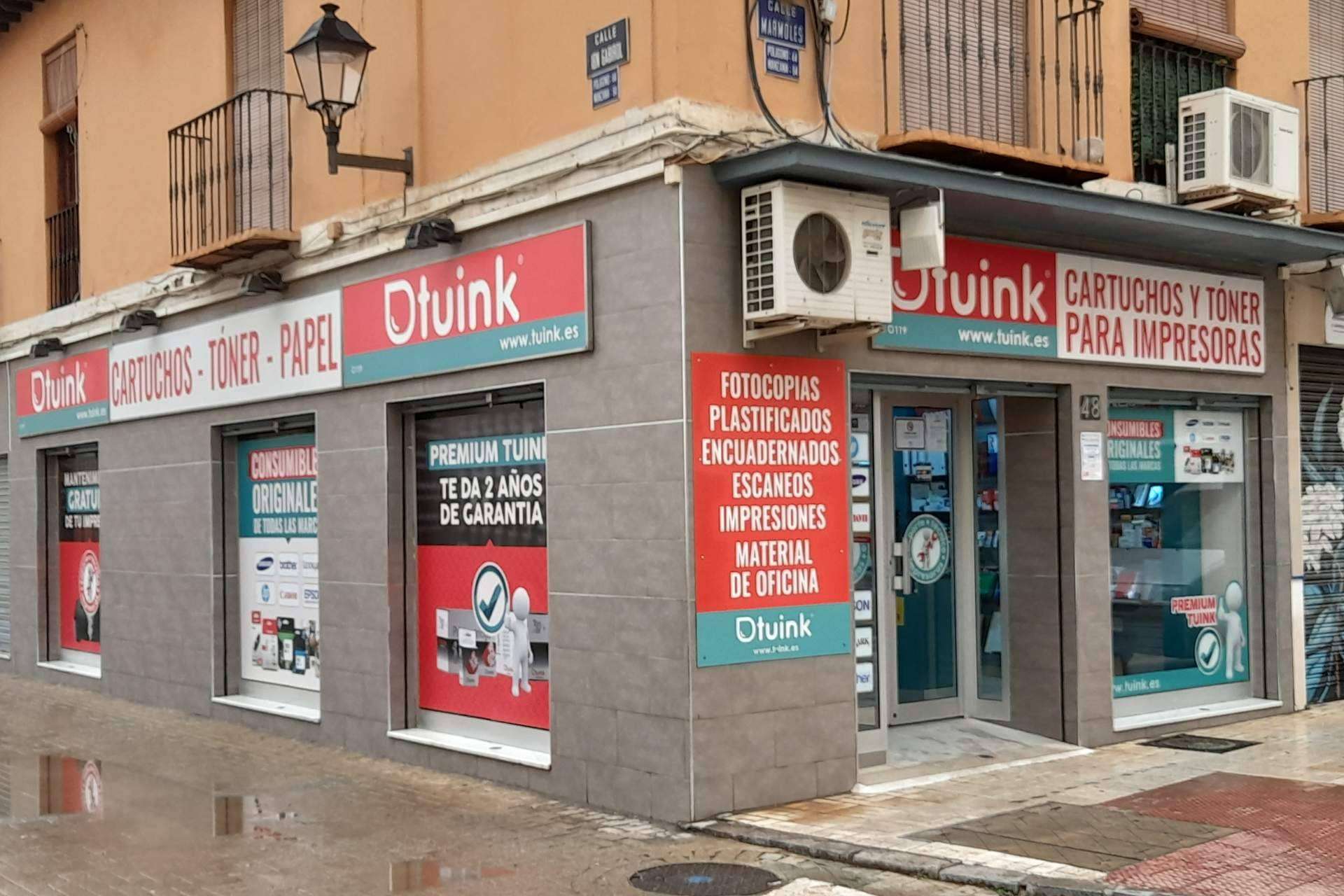 Tuink ofrece servicios para imprimir fotos directamente del móvil o cámara al instante