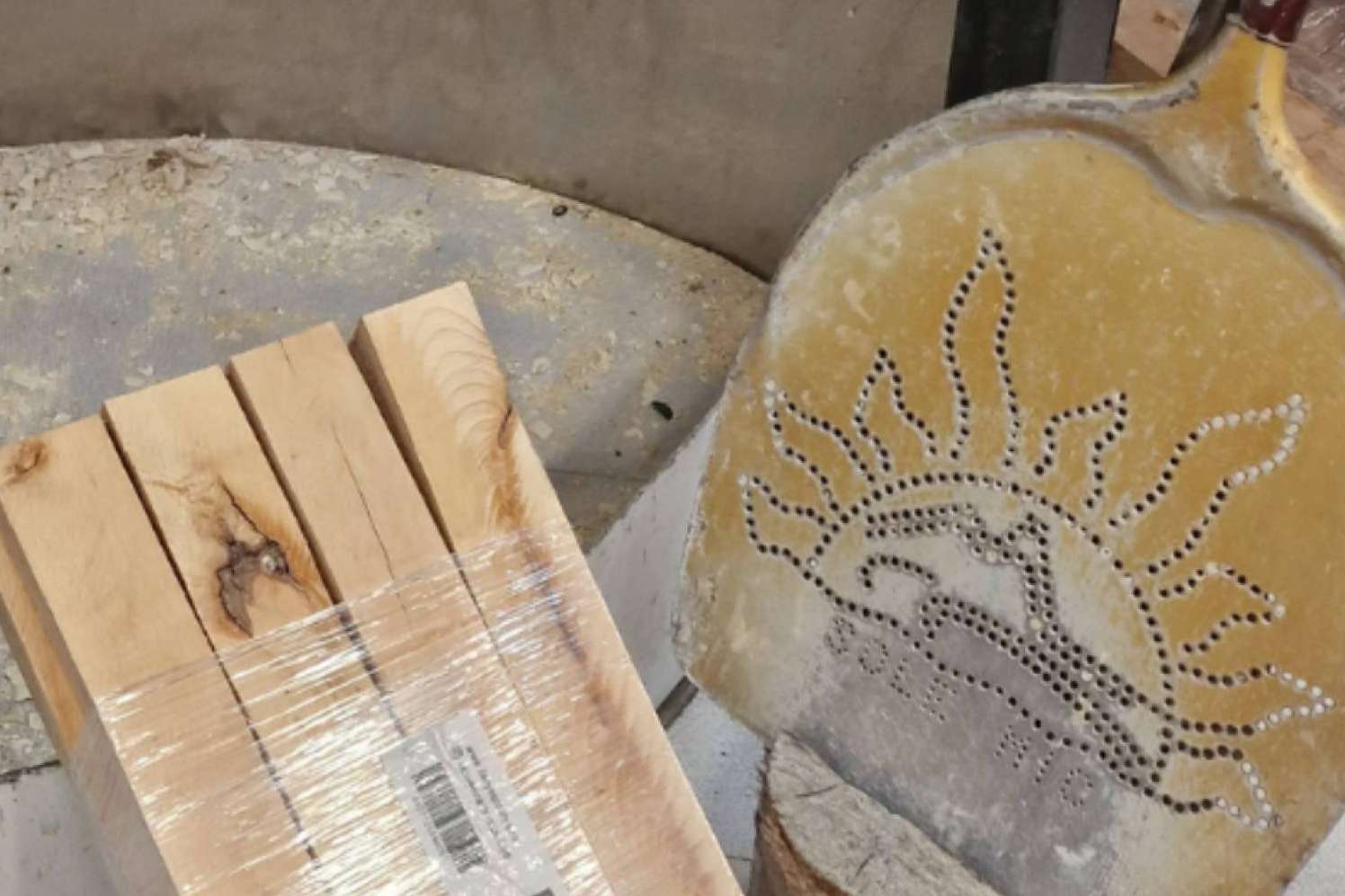 Leña de haya, un producto ideal para los hornos de pizzerías napolitanas