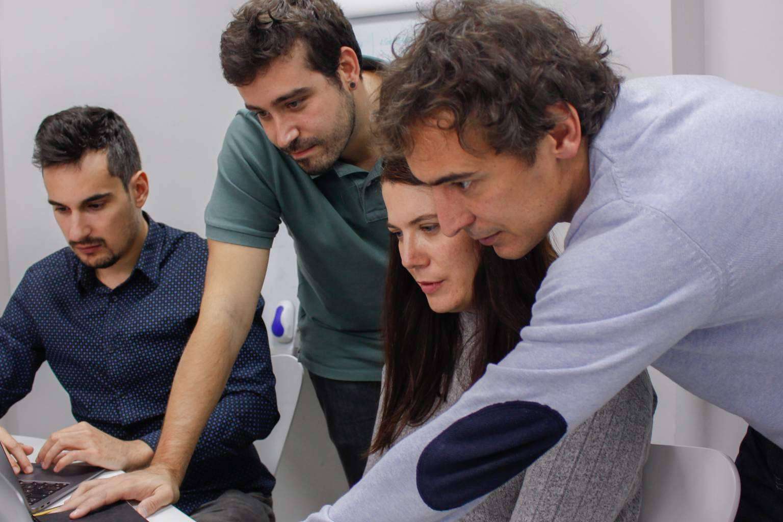 Delegar en especialistas, la clave del éxito empresarial
