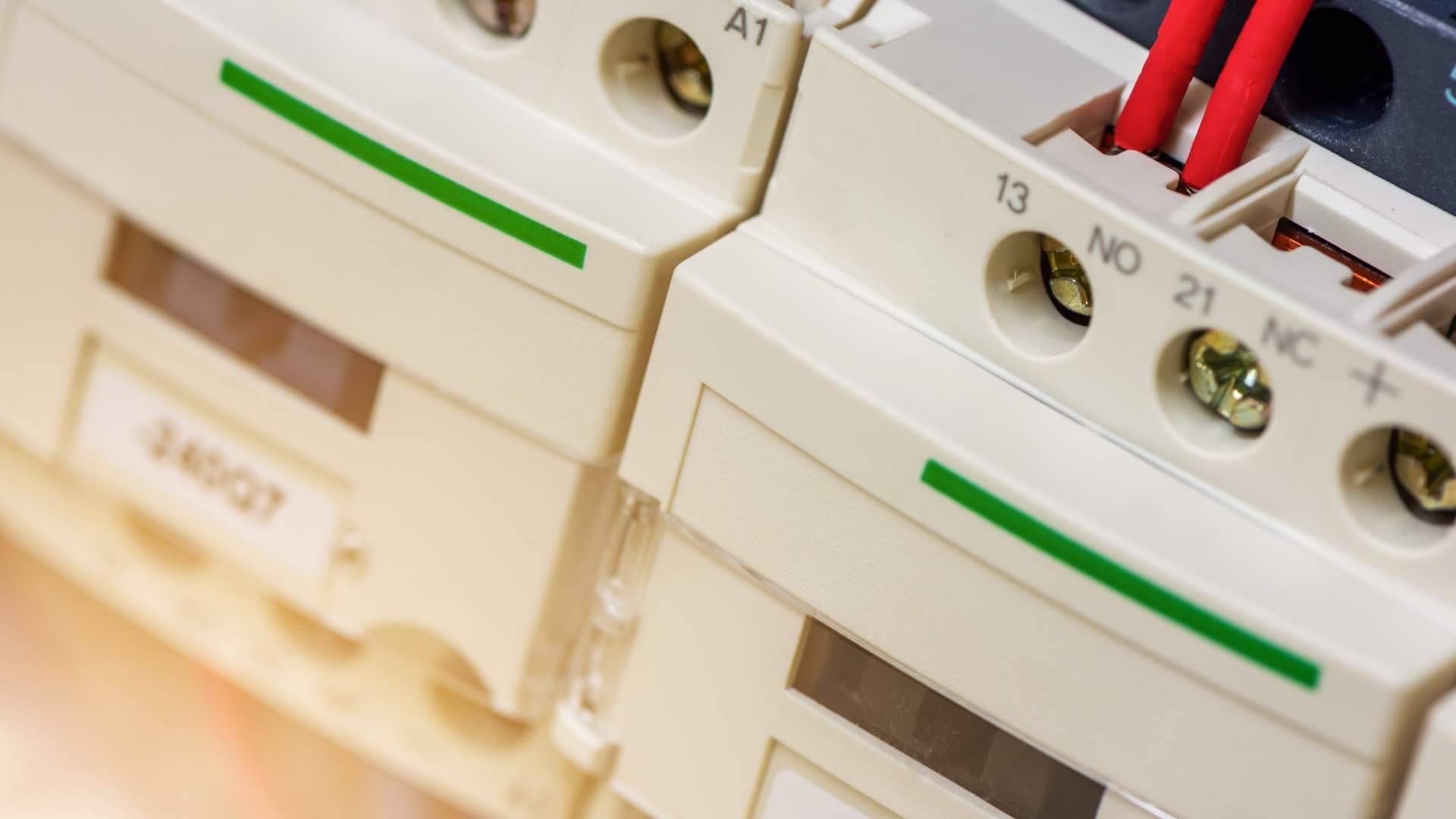 Material eléctrico Schneider a precios competitivos en Cadenza Electric