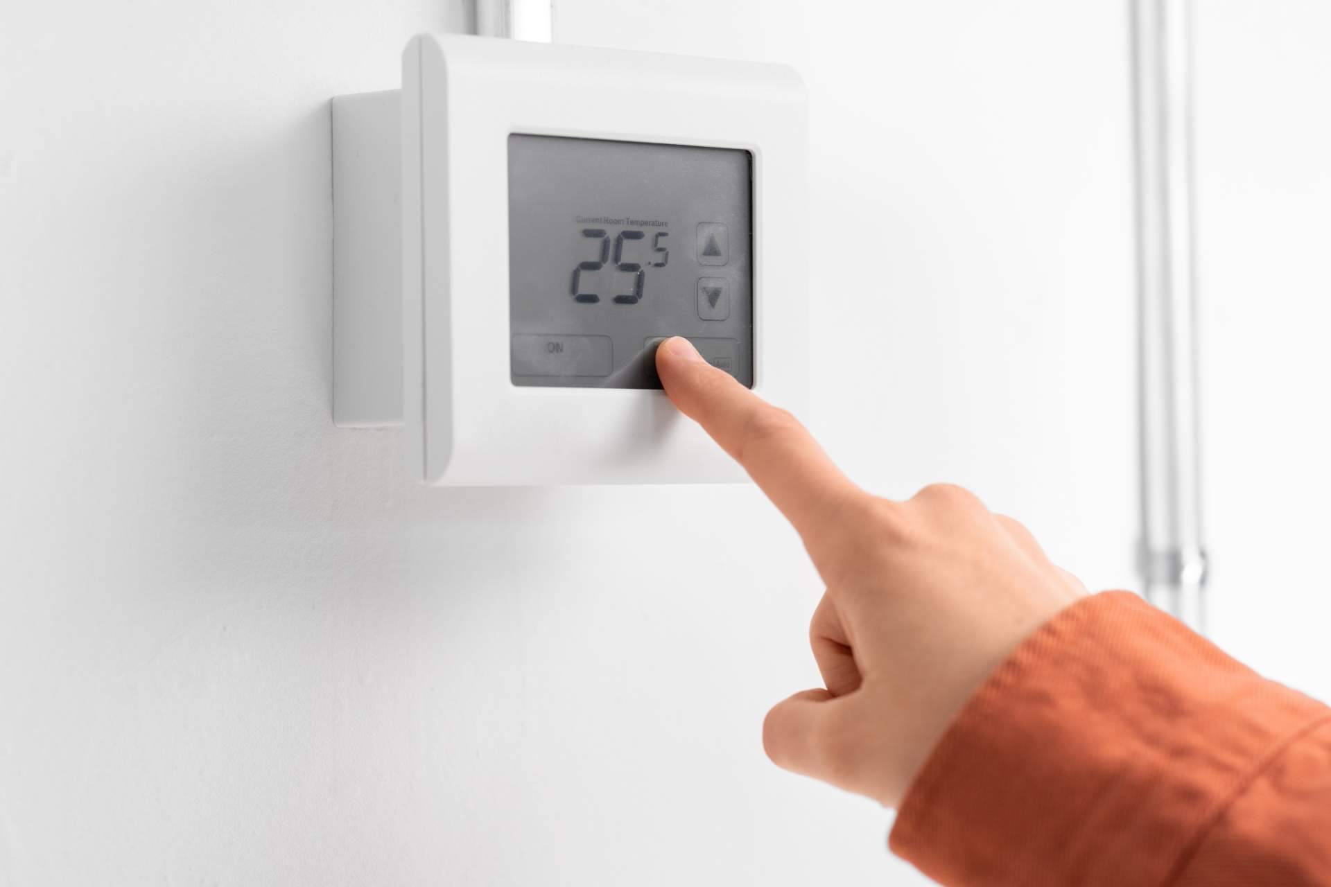Acierta Eficiencia, servicios especializados en eficiencia energética