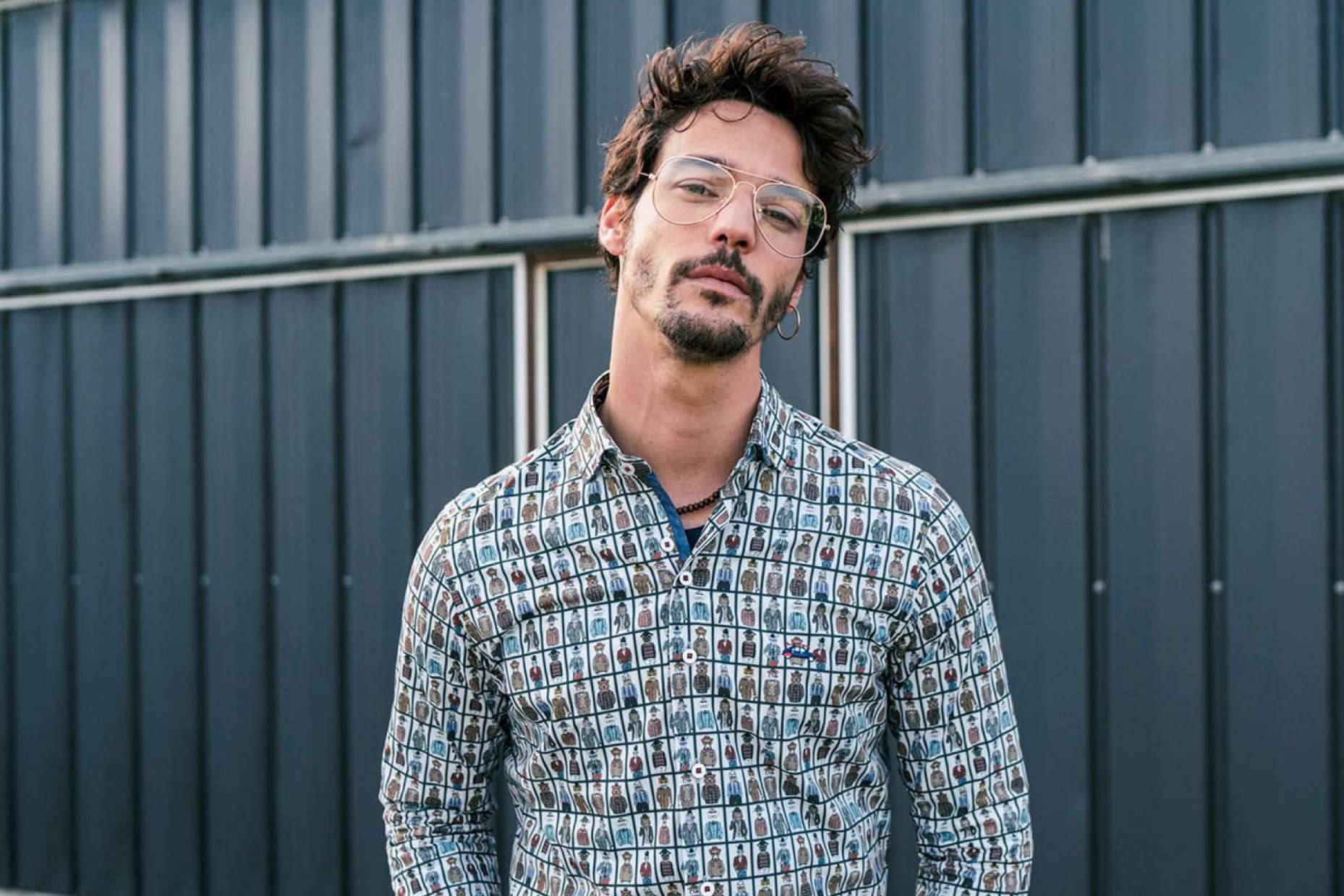 Un imprescindible en cualquier armario son las camisetas de hombre
