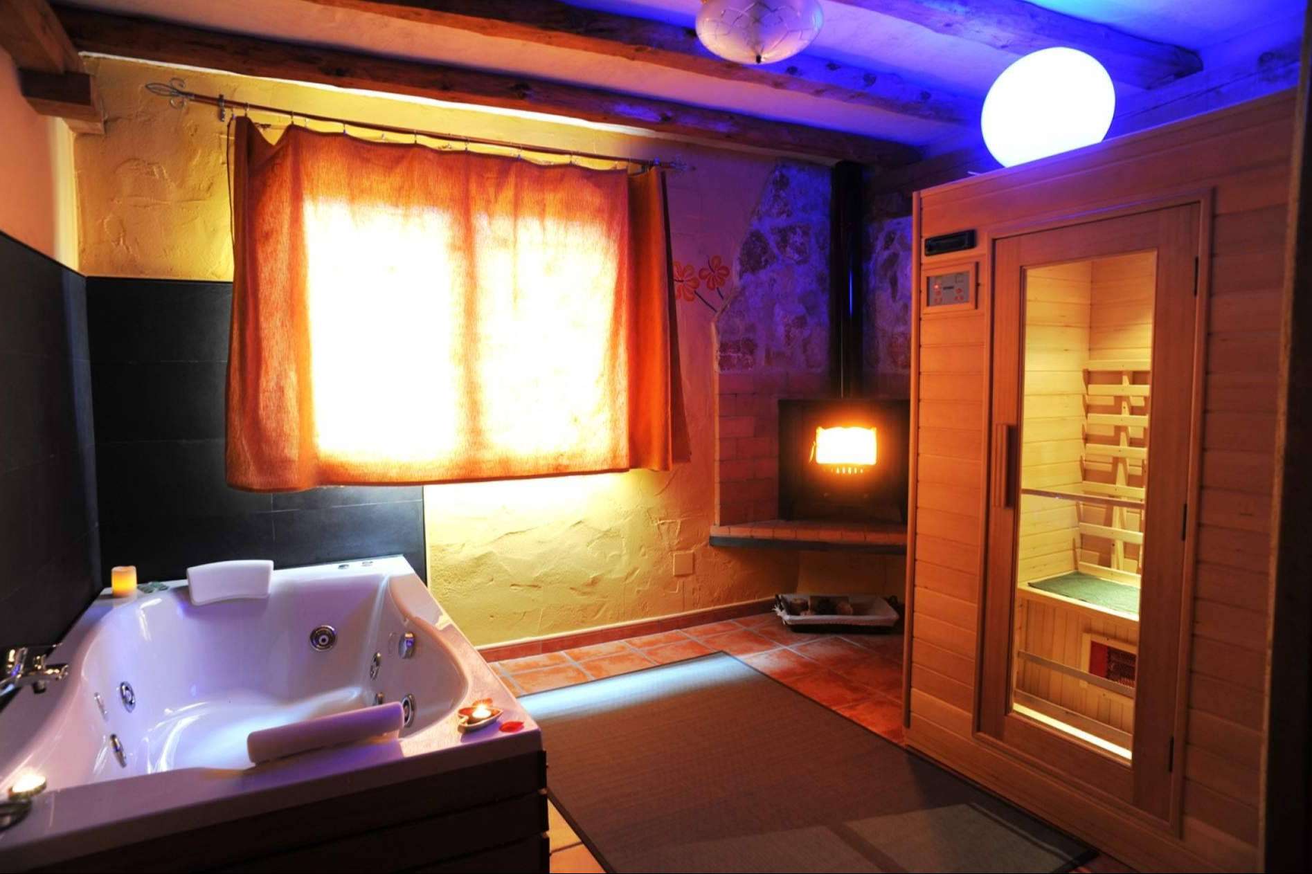 Una escapada romántica inolvidable en el Rincón de Monasterio