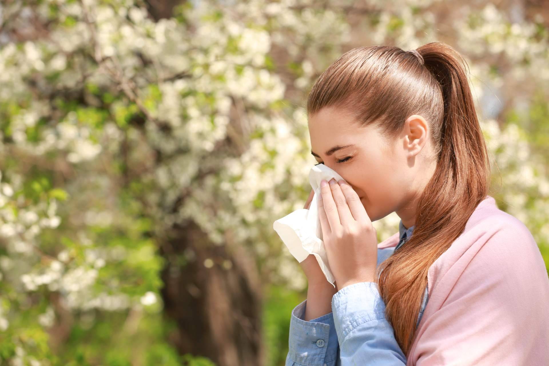 Astenia primaveral, síntomas y formas de combatirla con vitaminas, por Farmasky