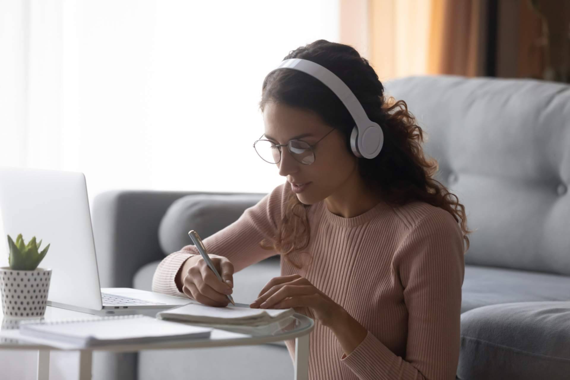 ¿Cuáles son las ventajas de acudir a clases de ruso online?