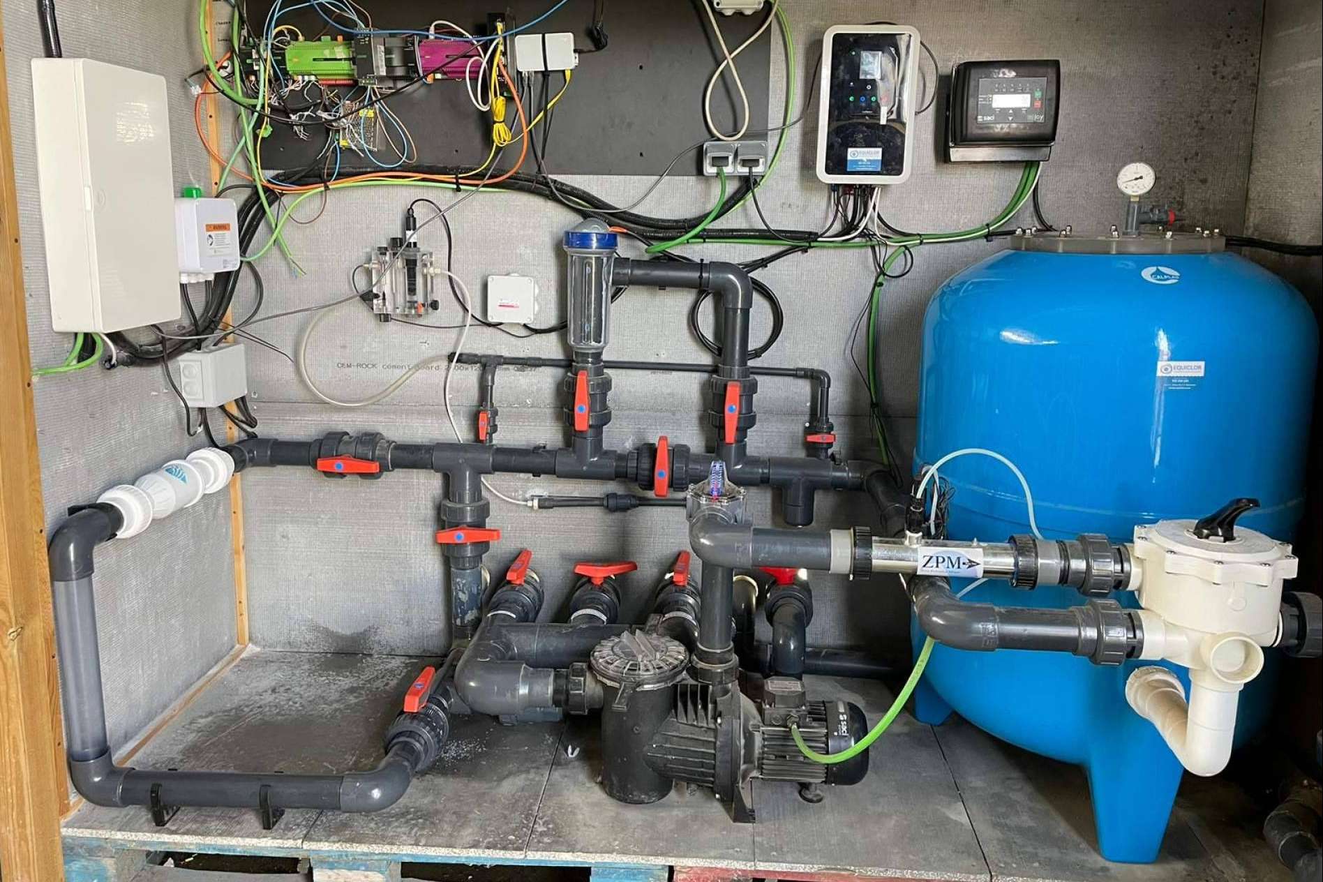 Comprar equipos innovadores y sostenibles para purificar el agua en PoolTiger