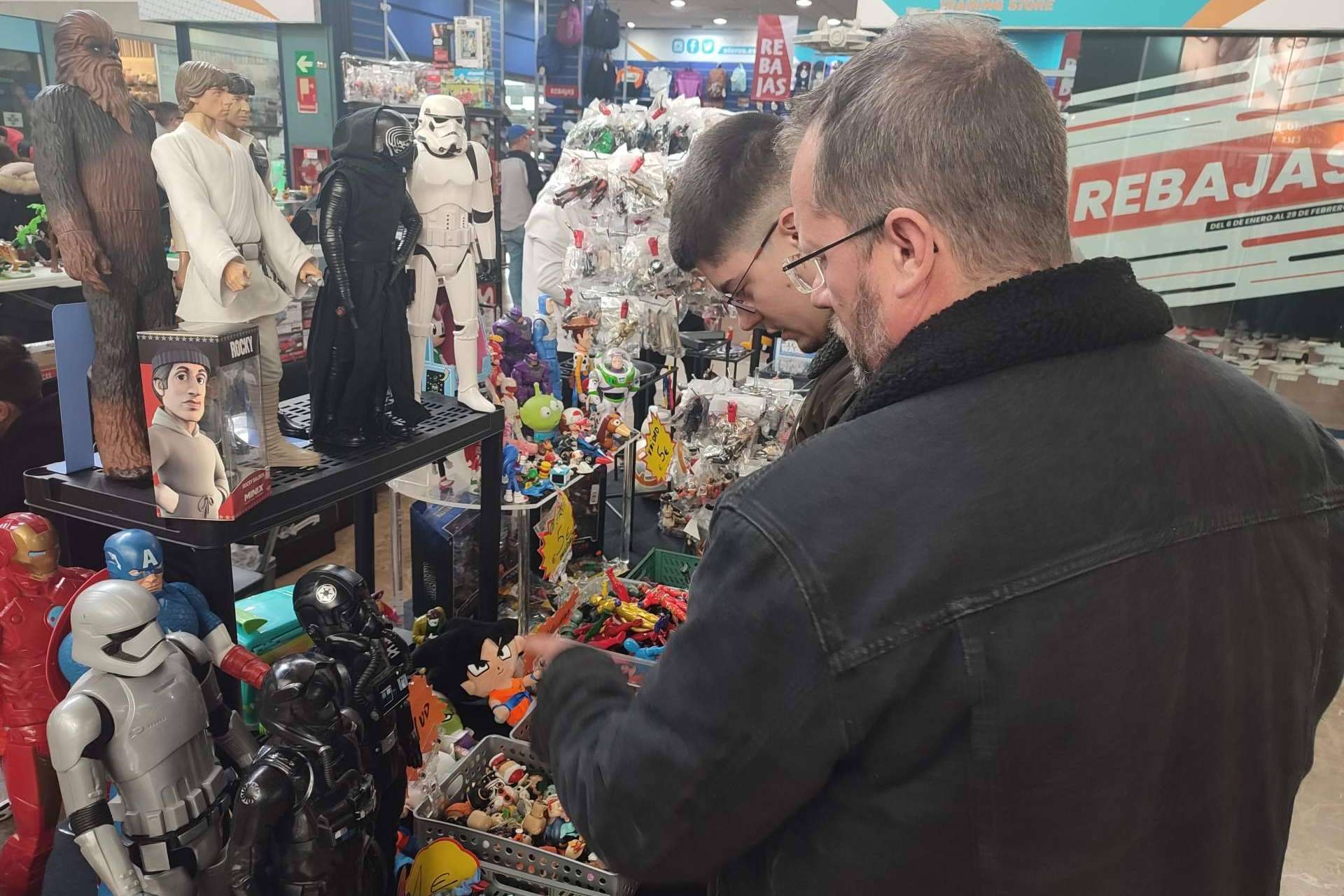 El mercado del juguete de Madrid celebra el día de la fuerza