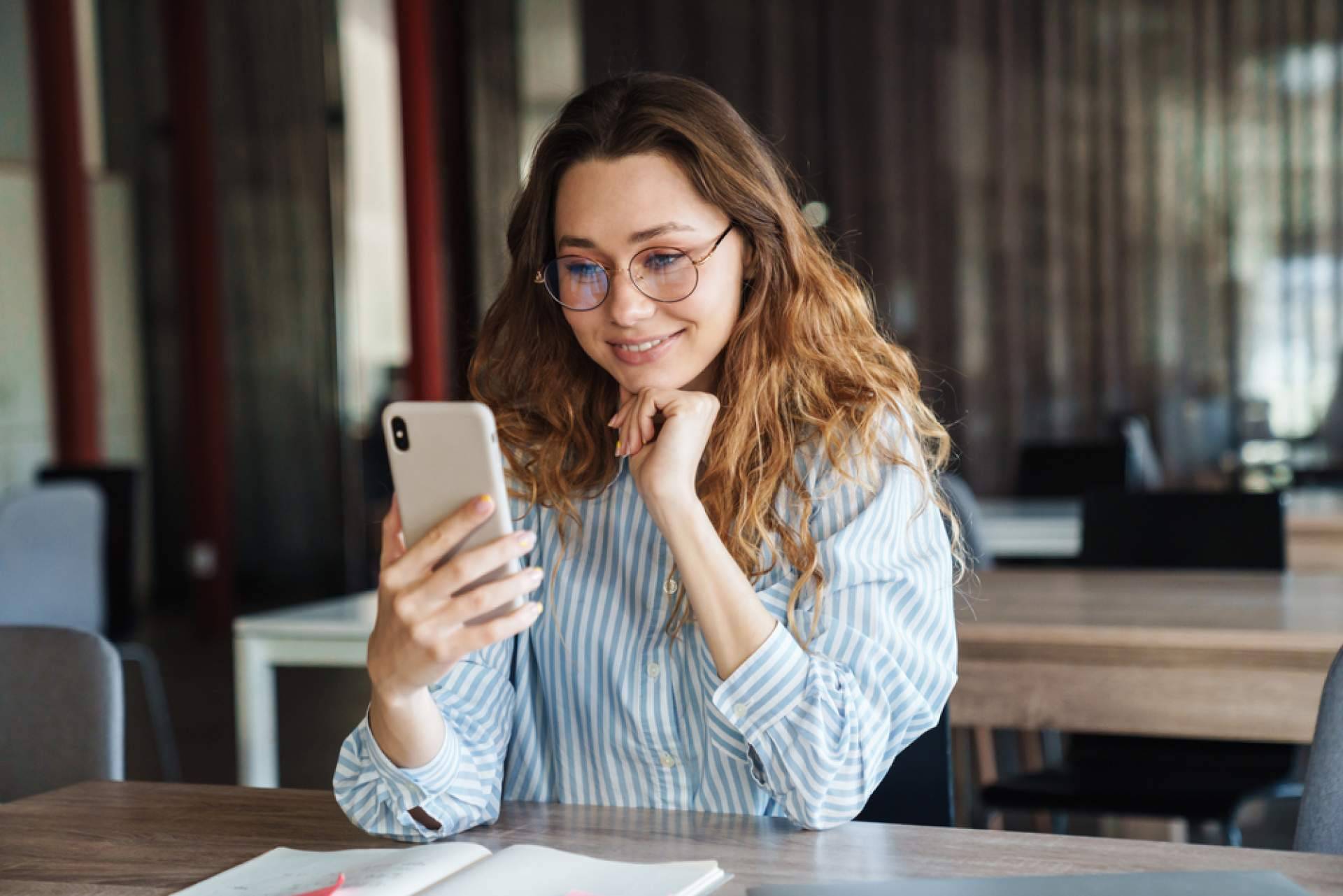 La sostenibilidad y su importancia en las decisiones de compra de los consumidores actuales, por FuelYourBrands