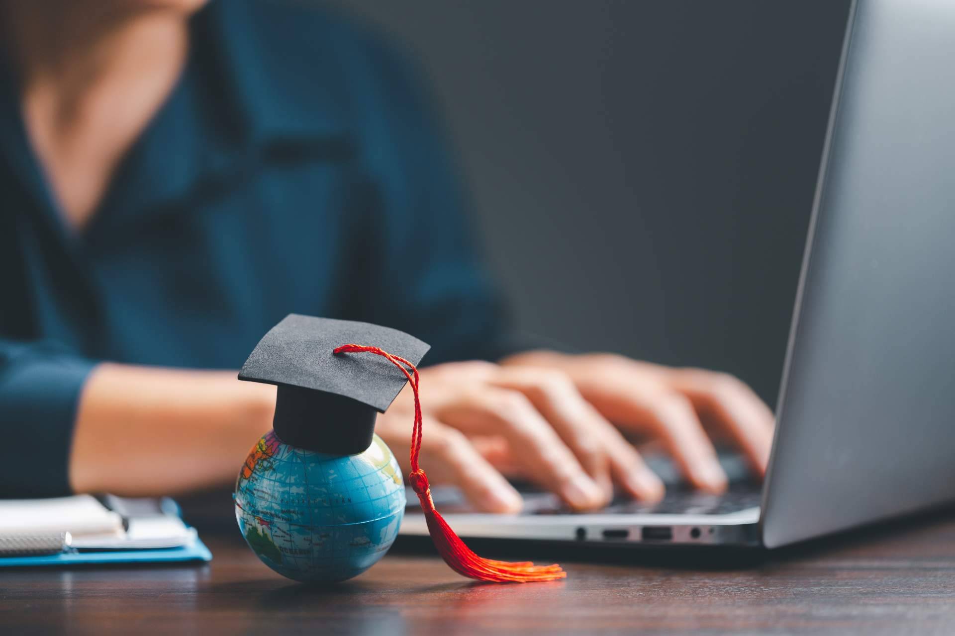 American Lenguage Academy ofrece una promoción especial de aniversario en su curso de preparación TOEFL