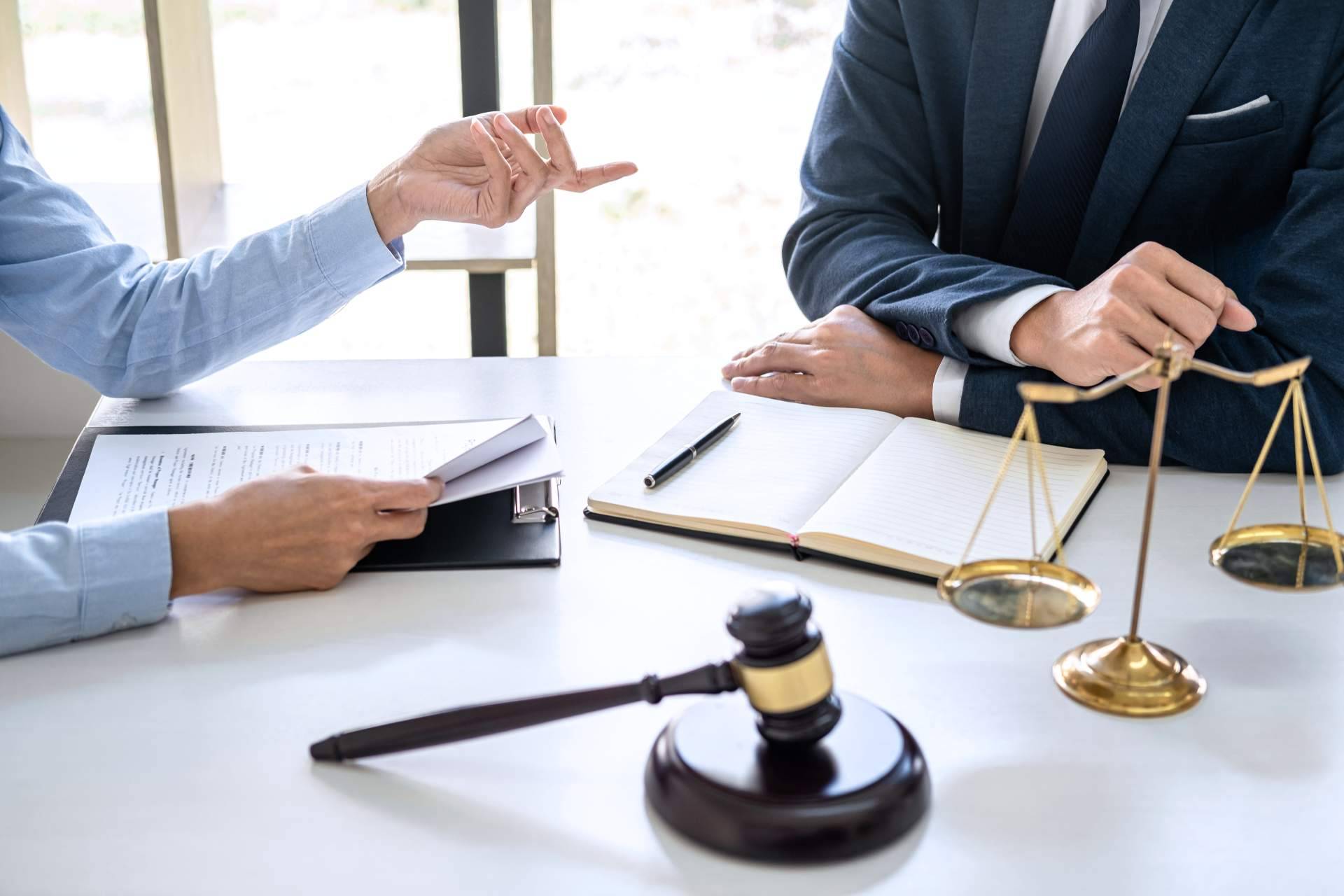 Acogerse a la Ley de Segunda Oportunidad con la ayuda de Abogados Para Tus Deudas