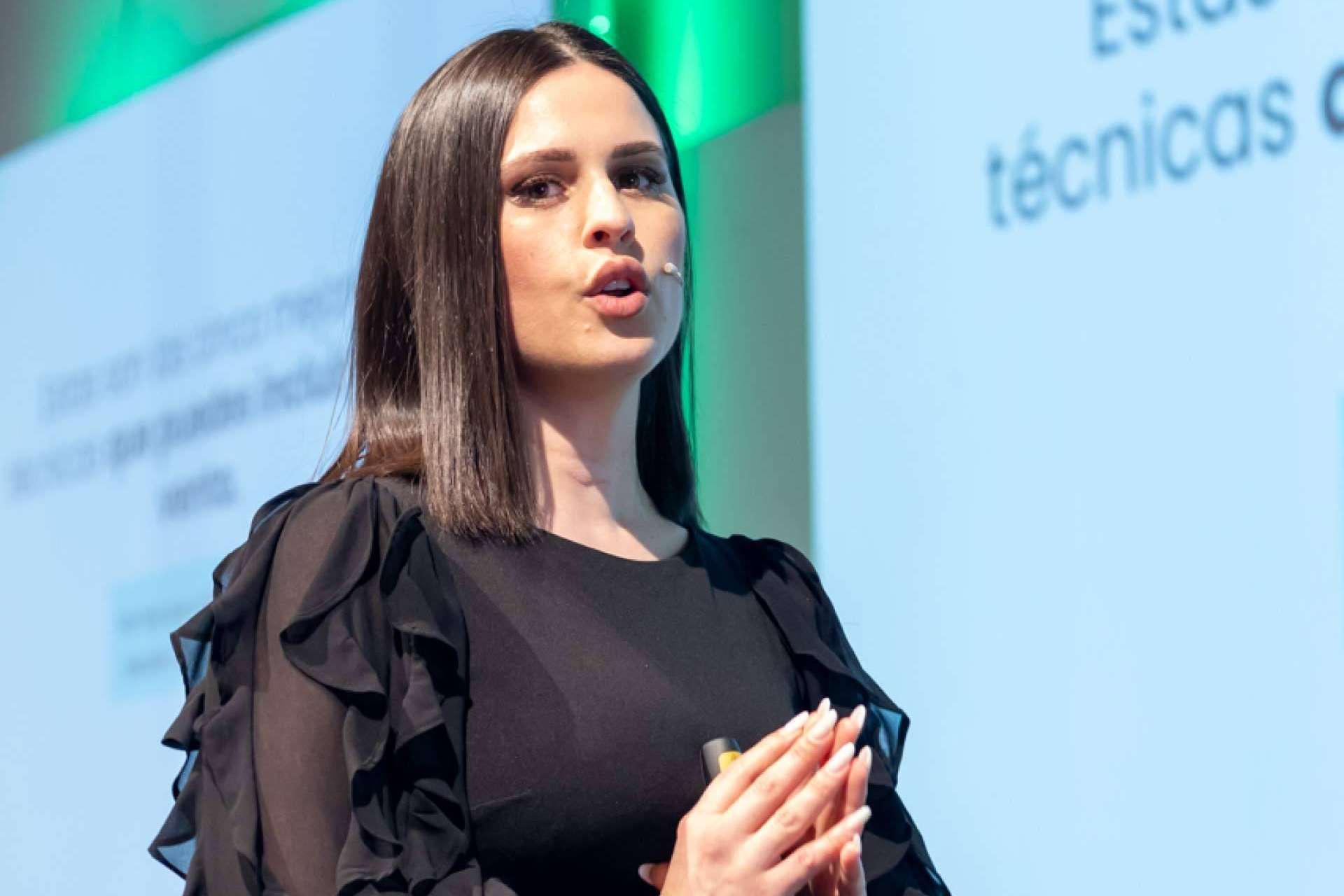 Ana Ivars, una de las mujeres más influyentes en marketing digital y estrategia de habla hispana