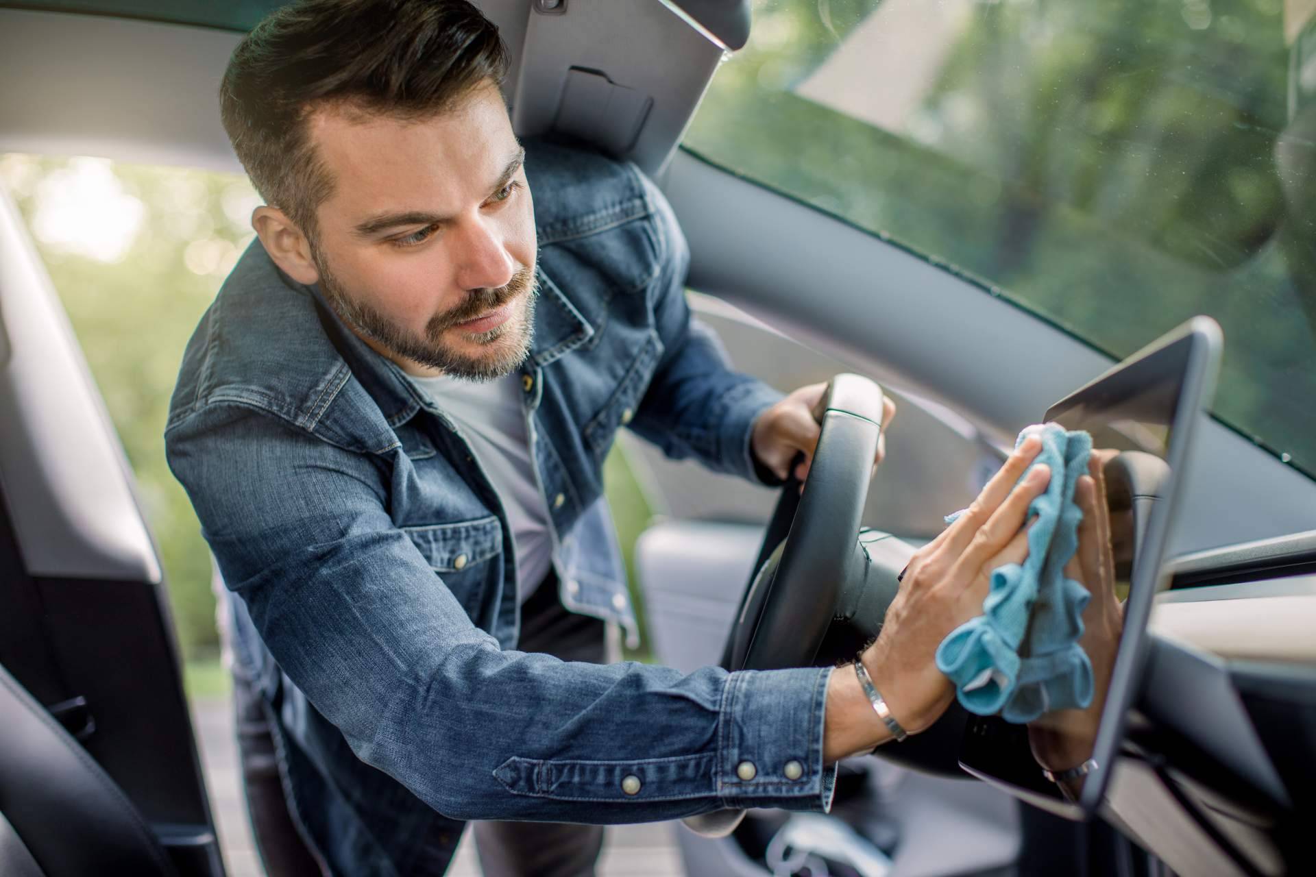 Vamos conduce a sus clientes hasta los mandos de un Maserati