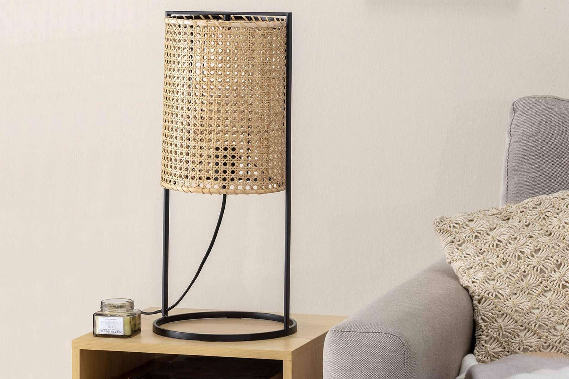 Lámparas de mesa de fibras vegetales, la tendencia en Top Mueble