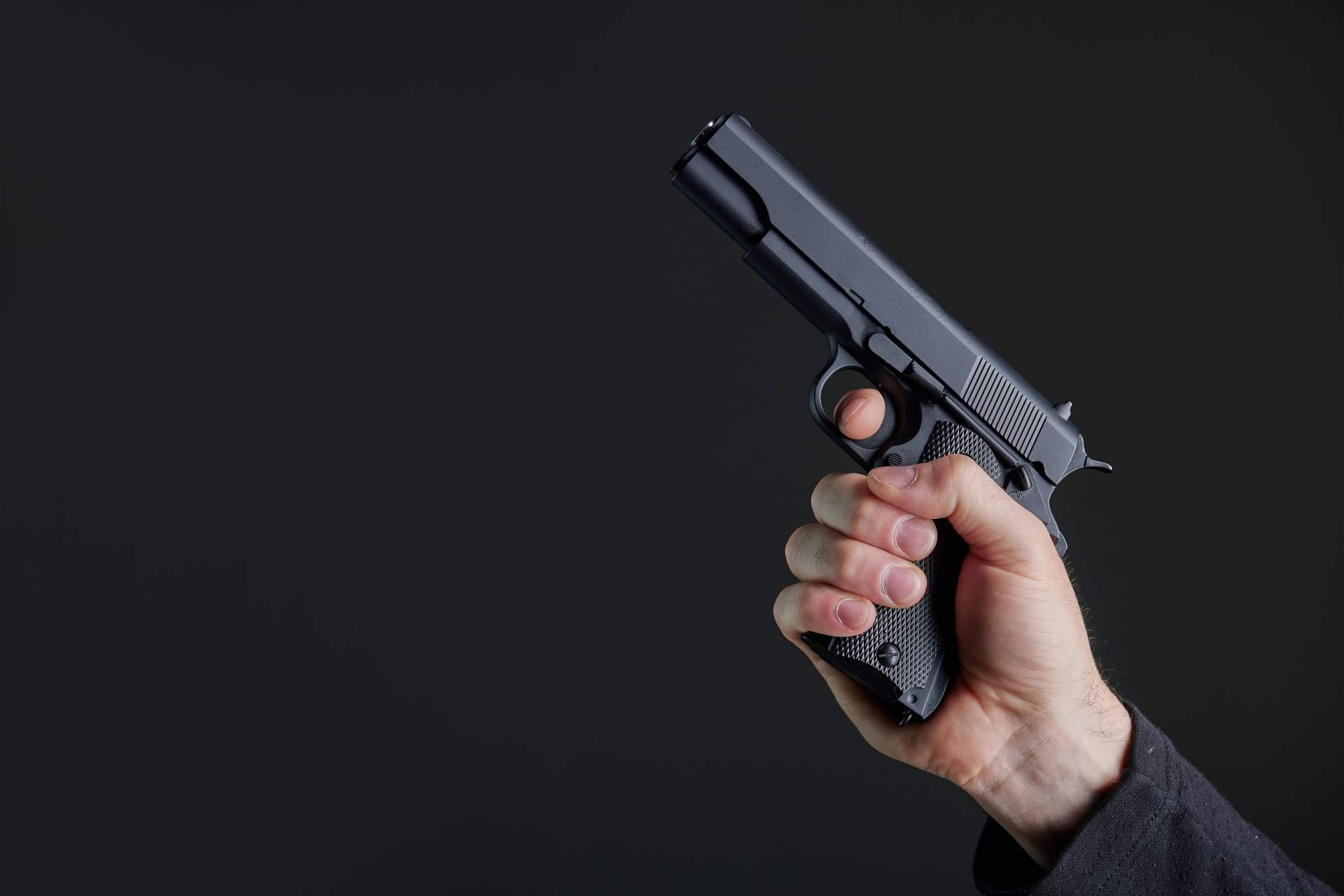 Armas de fogueo y armas detonadoras, ¿son lo mismo?