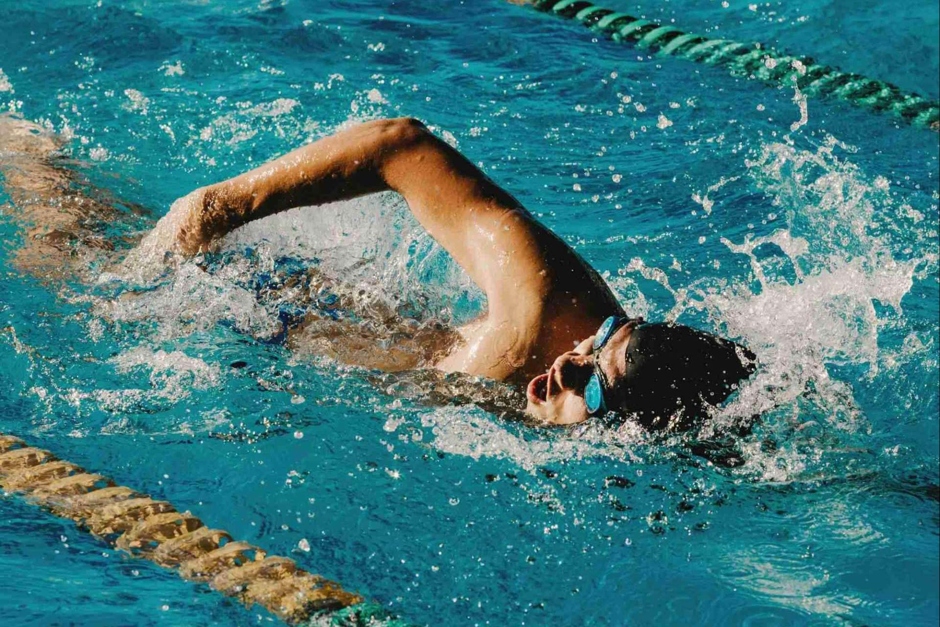 La innovación en gafas de natación que permite a los miopes nadar con confianza, por Gafadeportiva.com