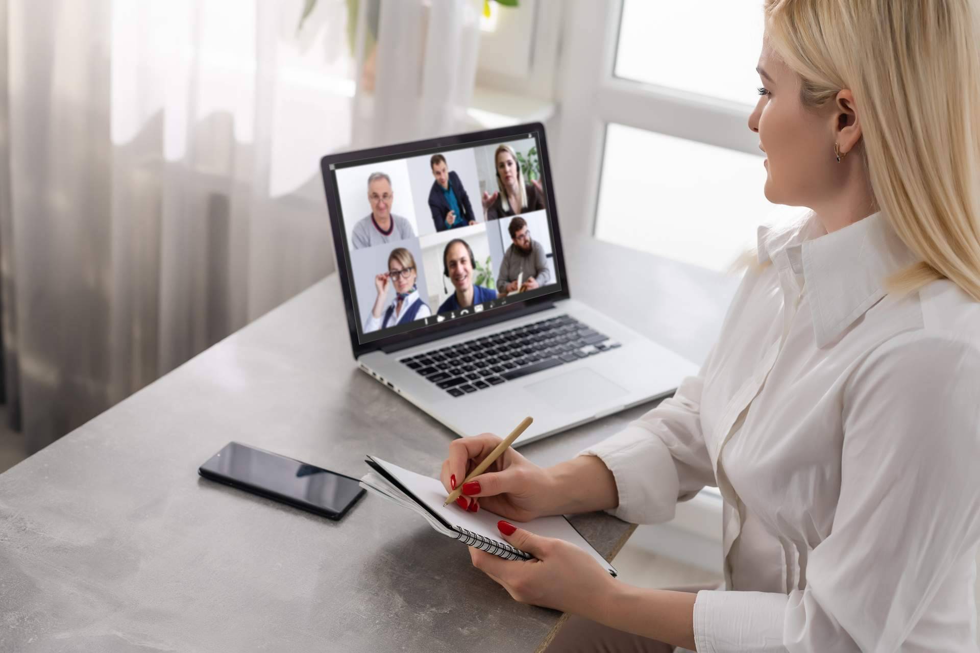 Mensajes masivos por WhatsApp Web; claves para evitar errores y maximizar resultados
