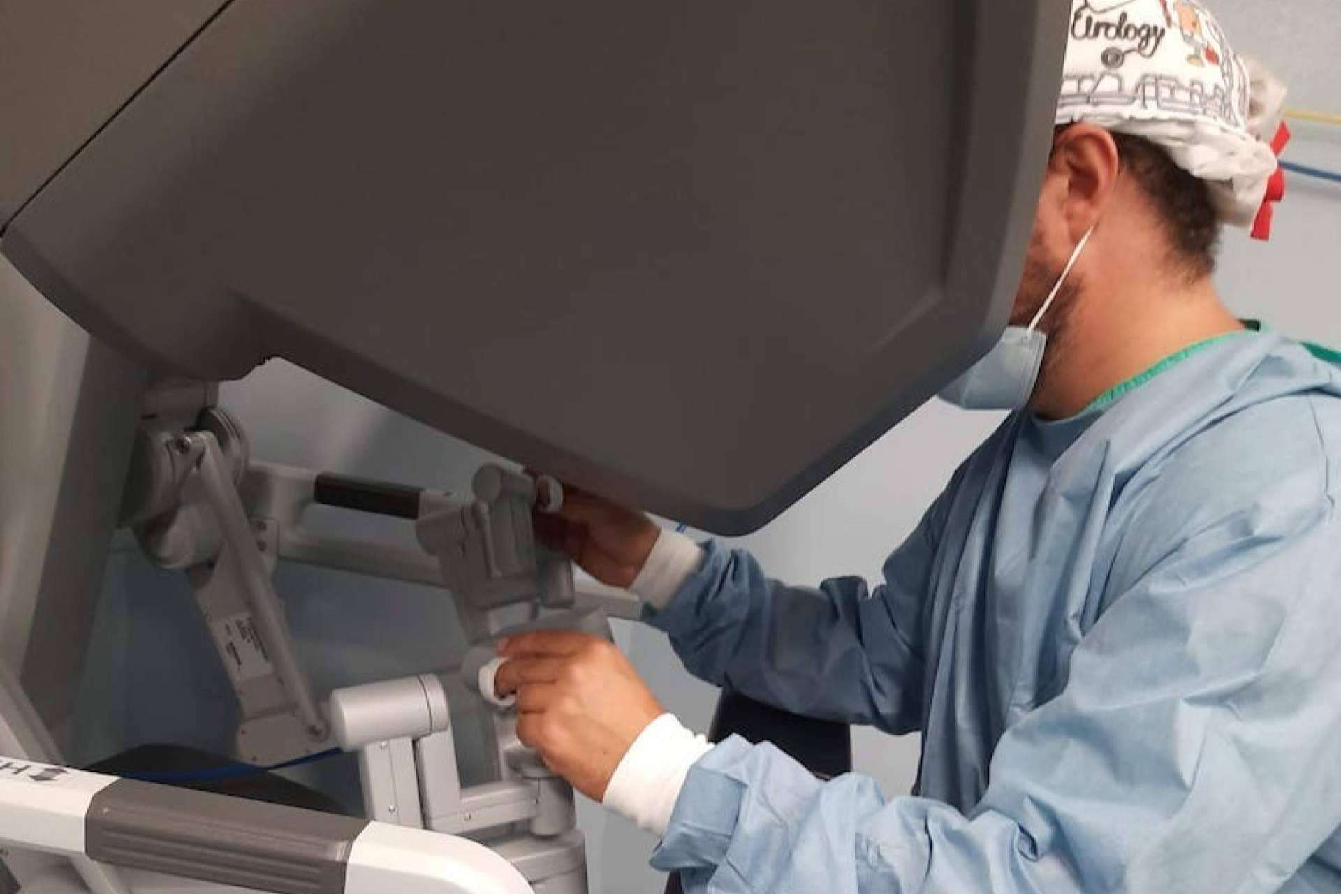 Dr. Pep Auguet apuesta por la cirugía robótica de próstata para reducir riesgos en sus pacientes