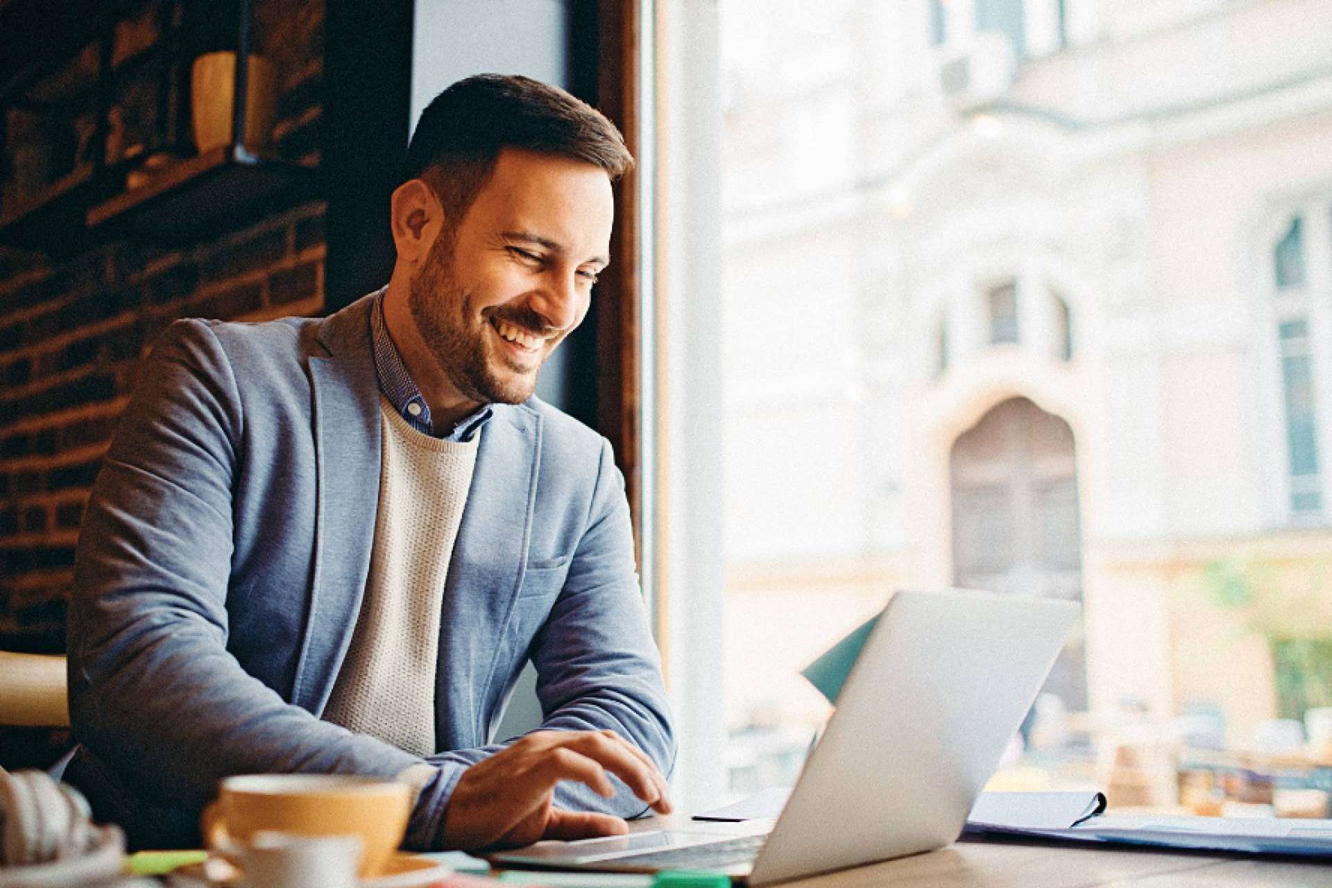 El programa Kit Digital amplía sus beneficios y permite acceder a 1.000 € para comprar un ordenador