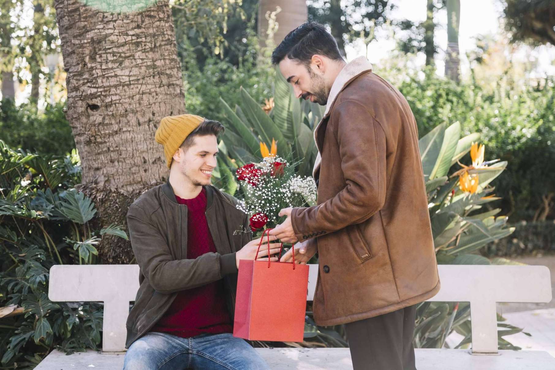 El arte de agradecer con flores; teleROSA lo hace posible en cualquier rincón de España