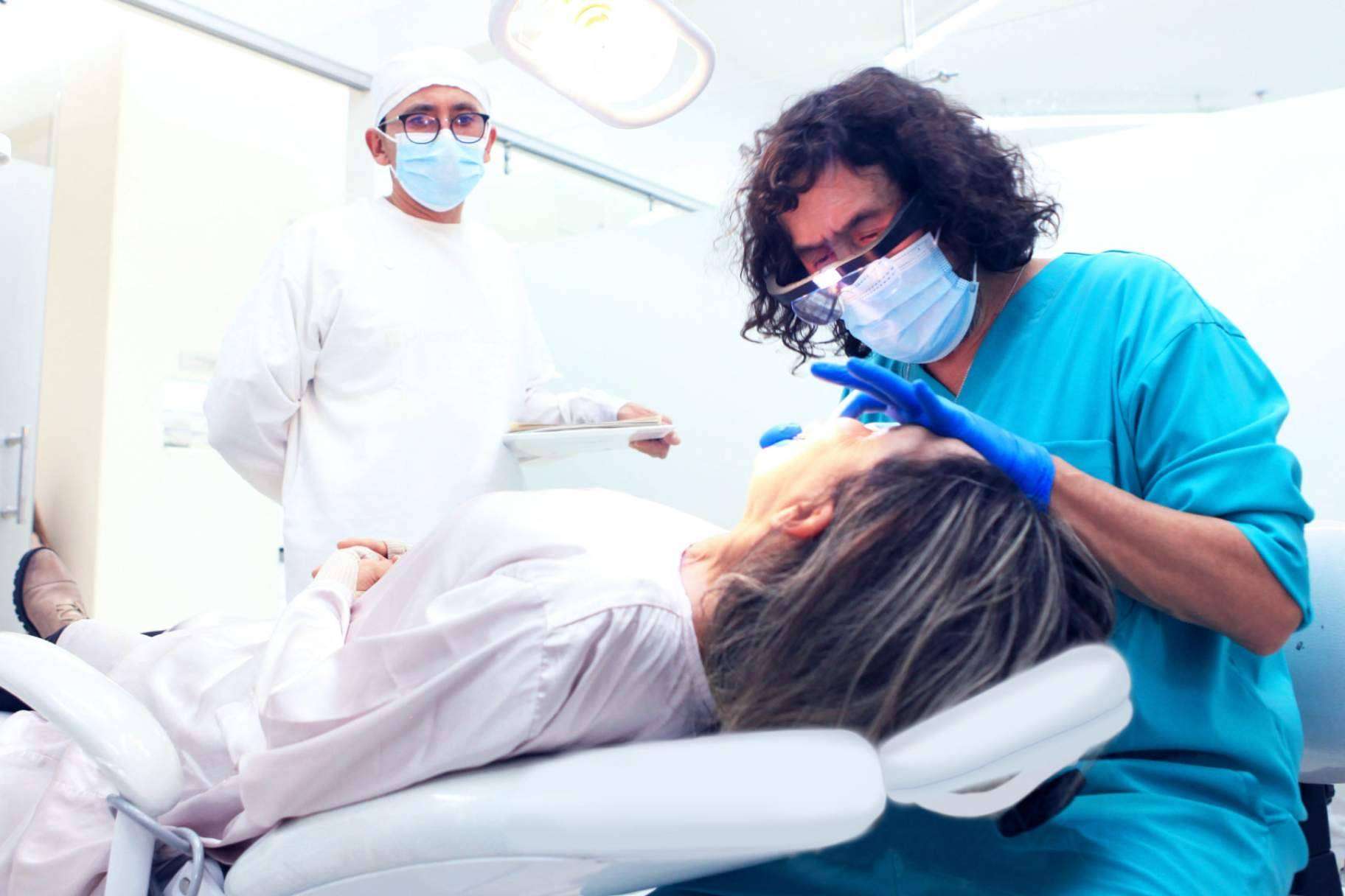 ¿Cada cuánto se recomienda una limpieza dental profesional?