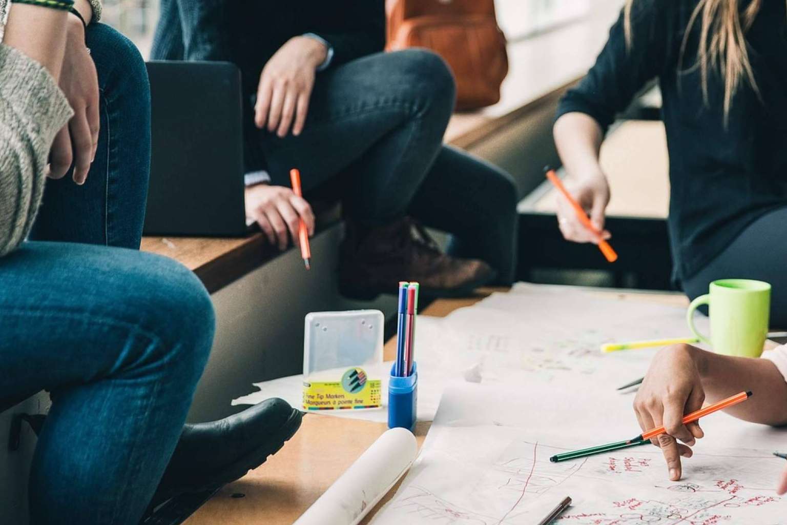 Estudiantes y reinserción laboral en España; TG Legal Consulting lanza asesoría clave para extranjeros