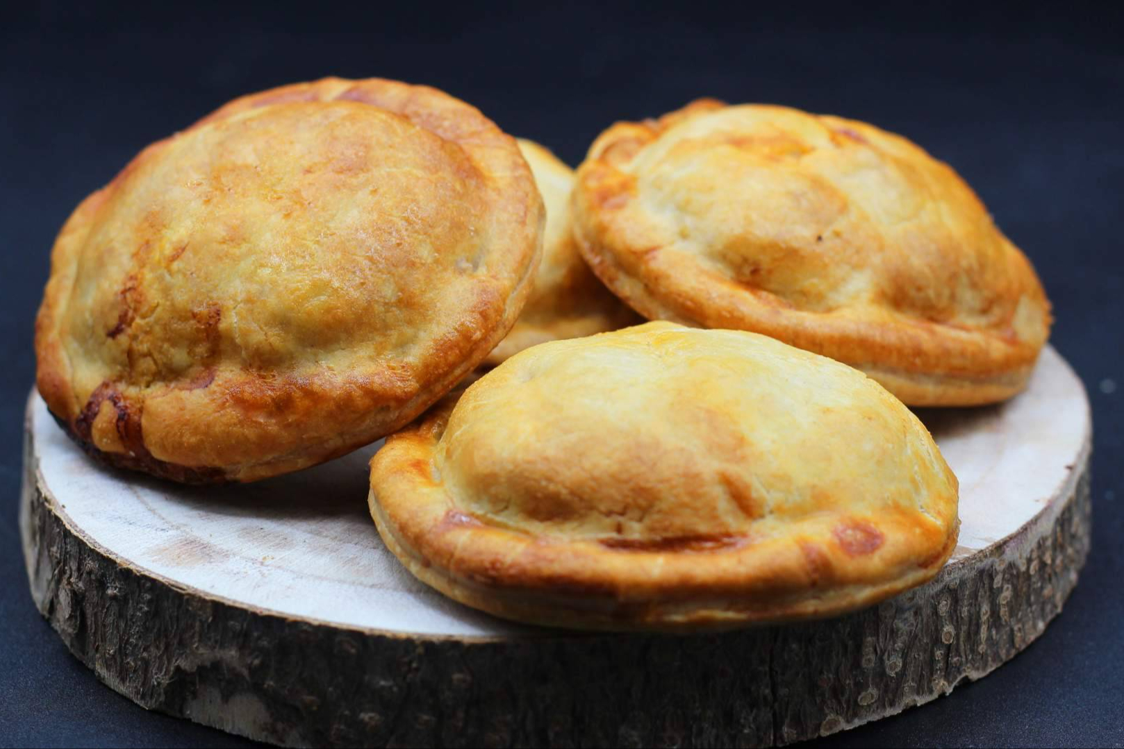 Pastel de pollo y más, D’Carnilsa lanza su nueva gama de pasteles en hojaldre congelados