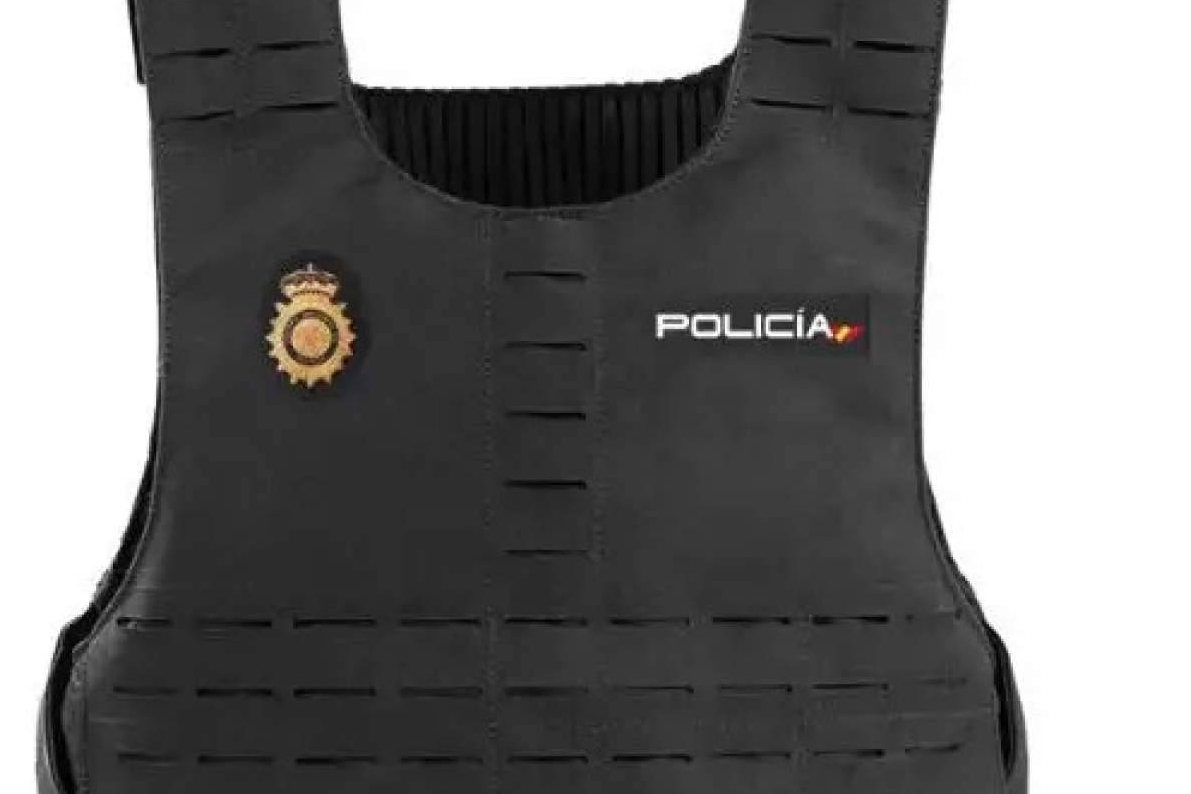 Chalecos antibalas para cuerpos operativos; opciones profesionales para CNP y FCSE en Tienda Shoke