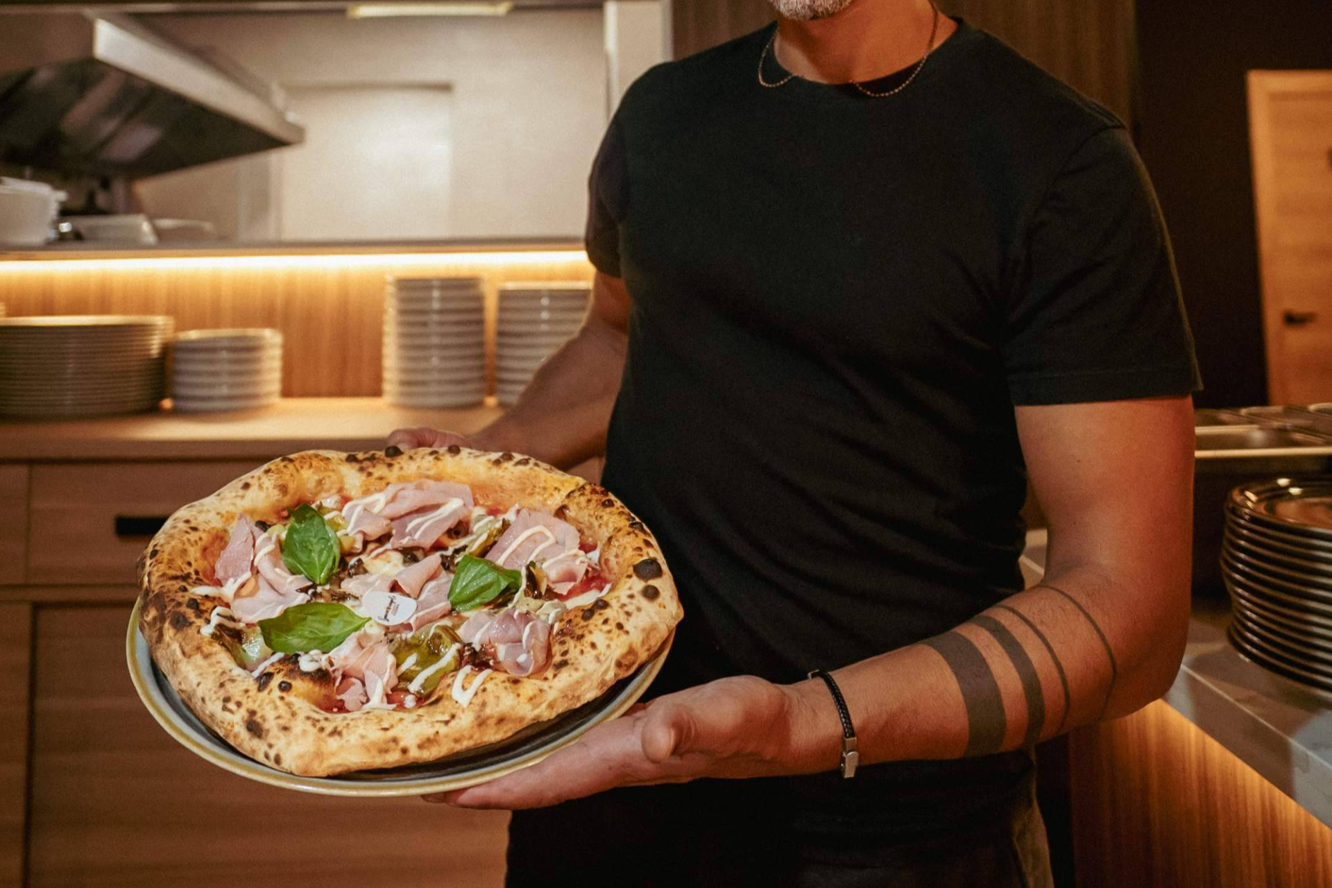 Spaccanapoli Pizzeria destaca en la escena gastronómica como pizzería en Barcelona de inspiración tradicional