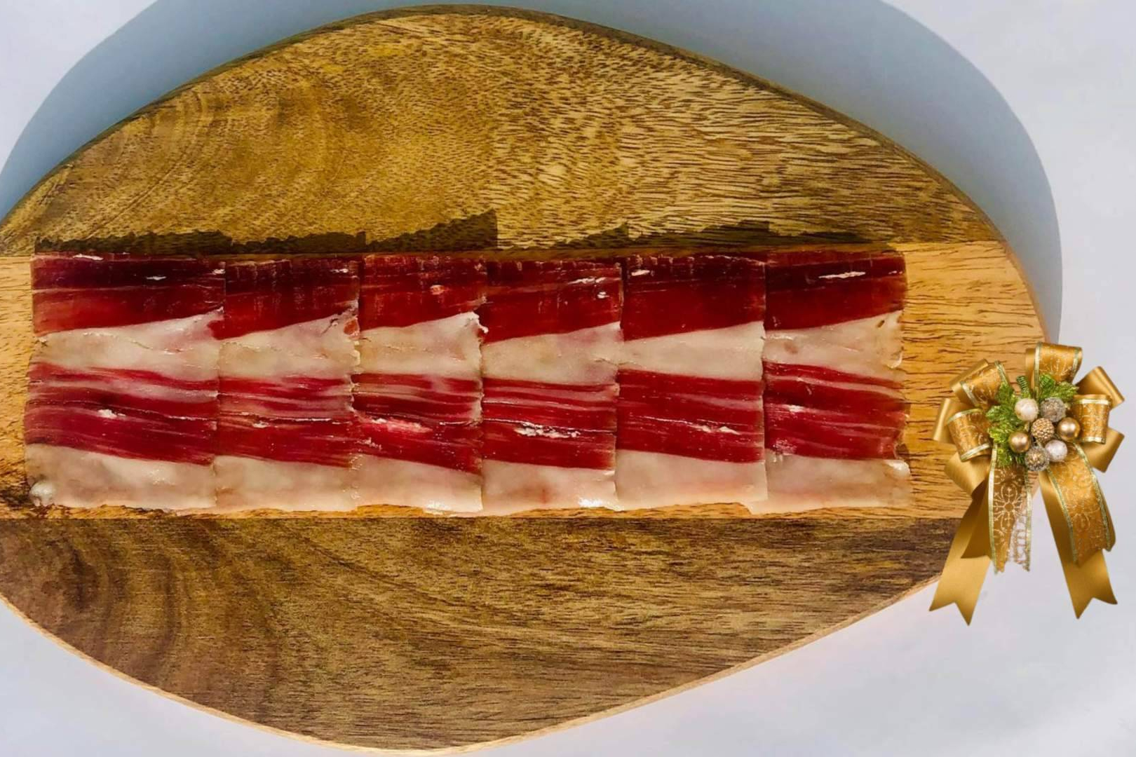 Higuera de la Sierra celebra la Navidad ibérica con Paulino; jamones y chacinas de elaboración propia y existencias limitadas