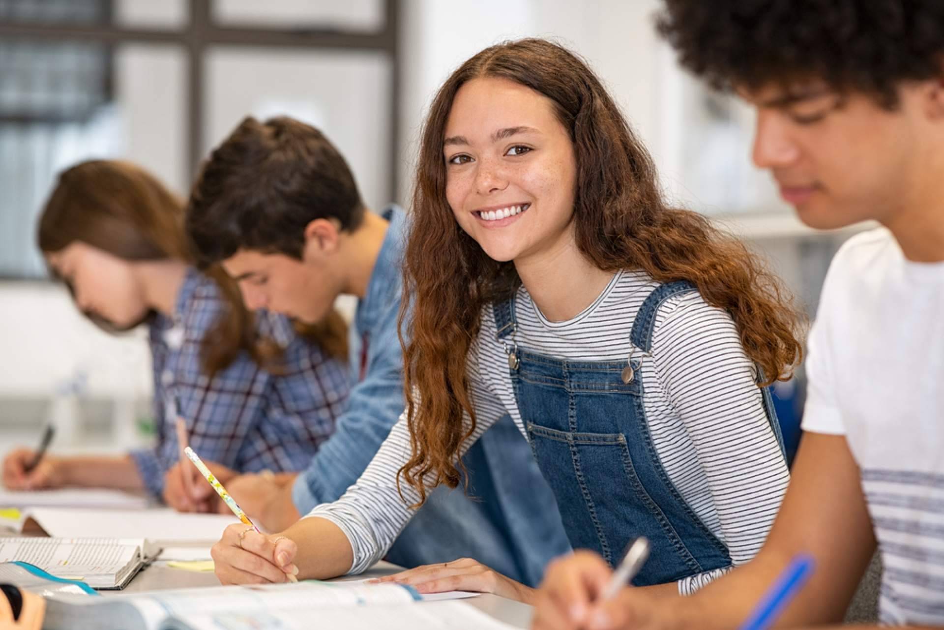 Formación de posgrado online en ISEB con títulos reconocidos por la Universidad Isabel I