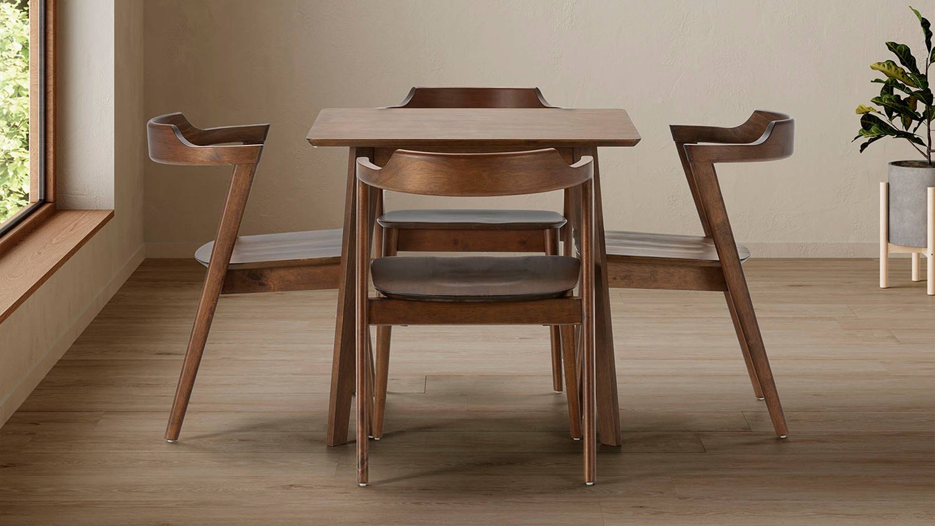 Top Mueble reúne una amplia selección de sillas de comedor que combinan estilo y comodidad