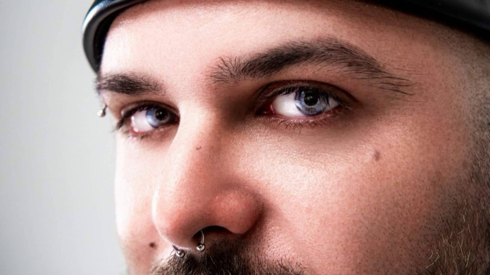 AÑA ELECTRA, entre canciones, escenarios y literatura